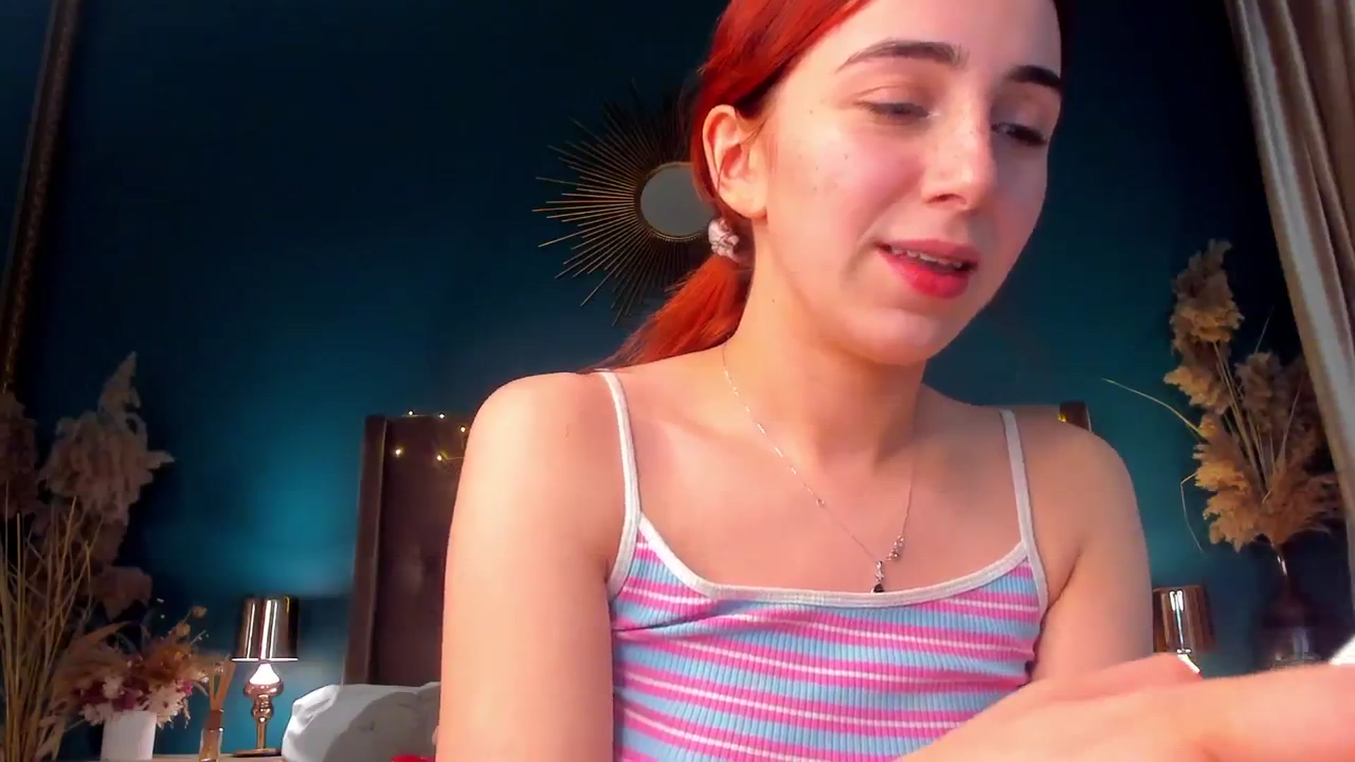 Gallery image thumbnail from ElsaYoung's myfreecams stream on, 02/08/2024, 20:06 image 18 of 20