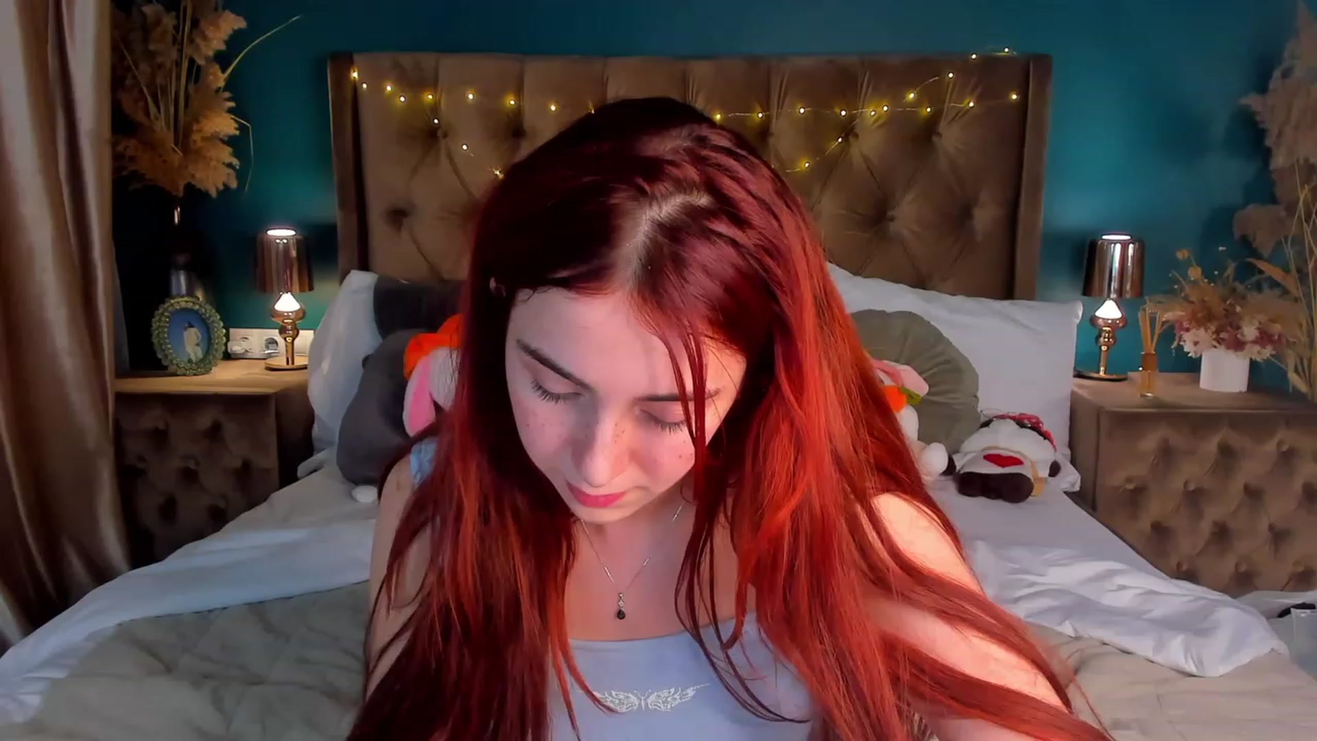 Gallery image thumbnail from ElsaYoung's myfreecams stream on, 02/09/2024, 10:42 image 12 of 20