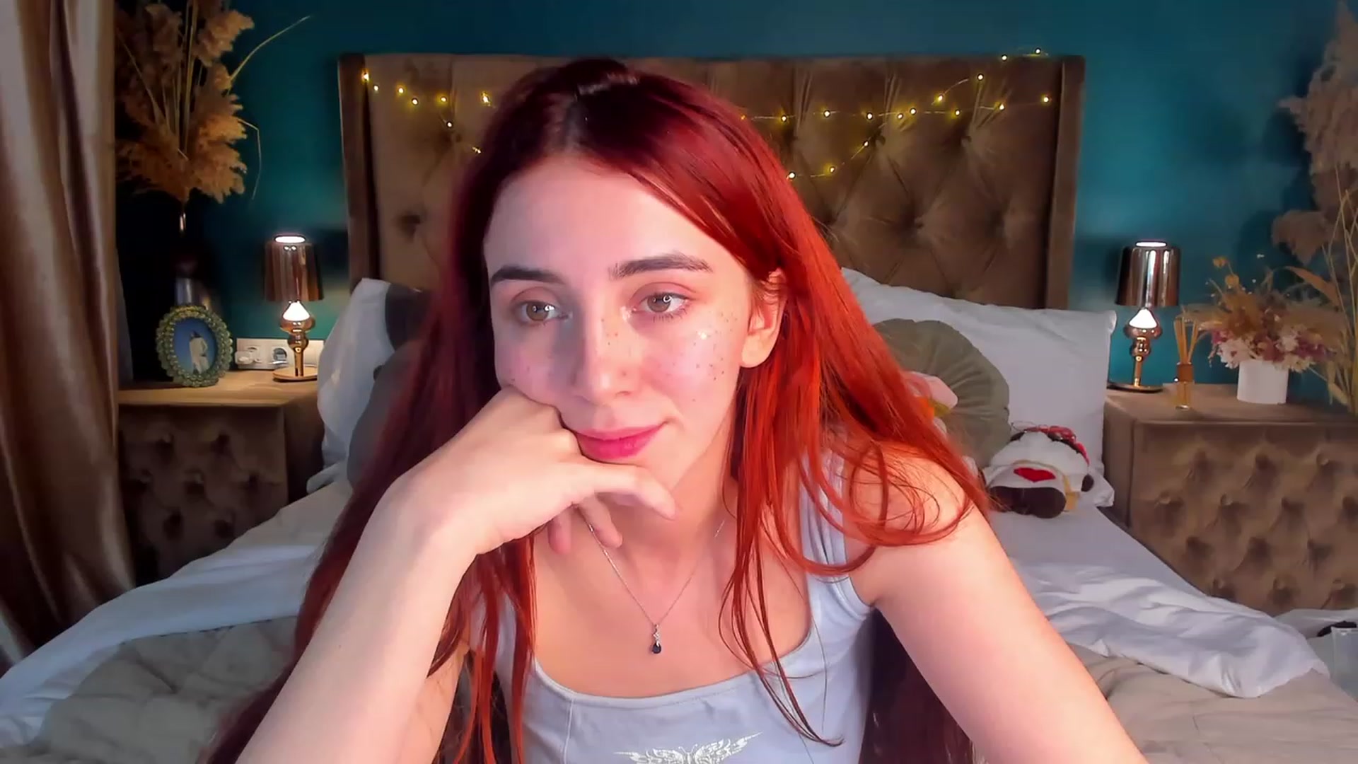 Gallery image thumbnail from ElsaYoung's myfreecams stream on, 02/09/2024, 10:42 image 13 of 20