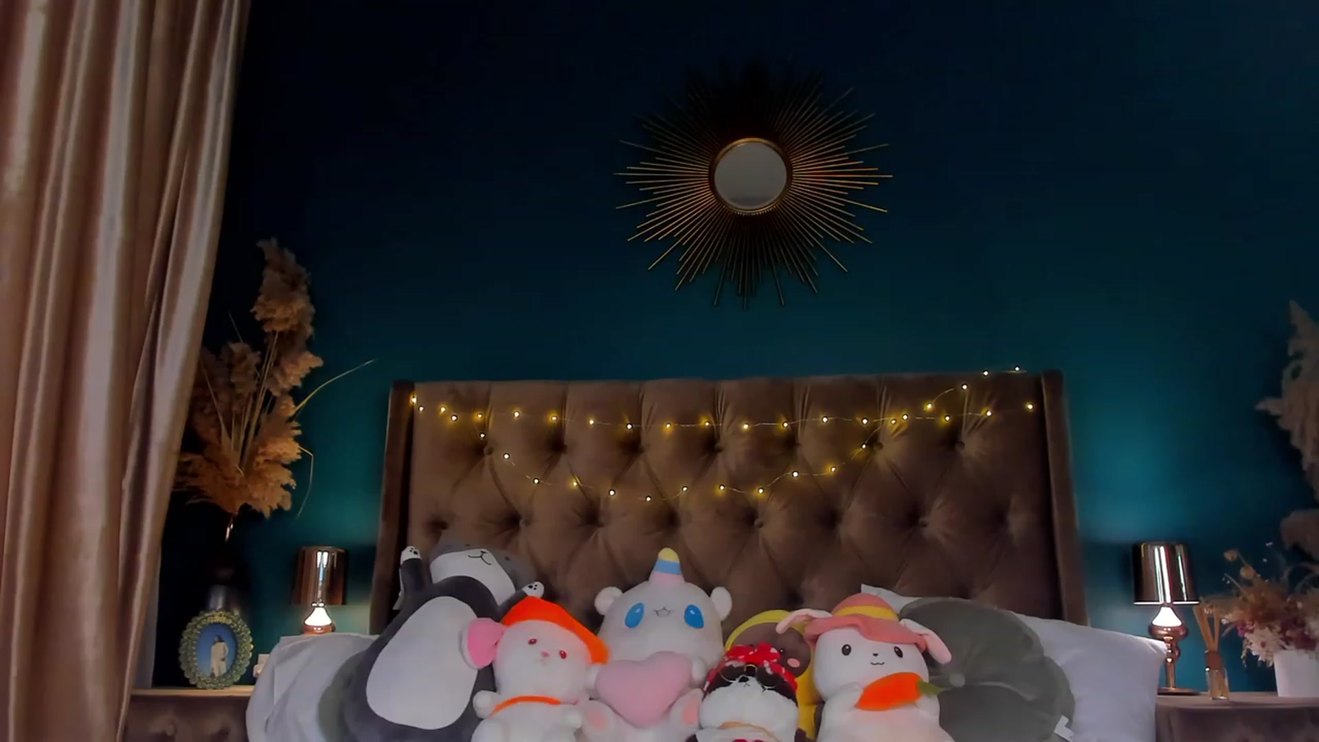 Gallery image thumbnail from ElsaYoung's myfreecams stream on, 02/09/2024, 13:51 image 16 of 20