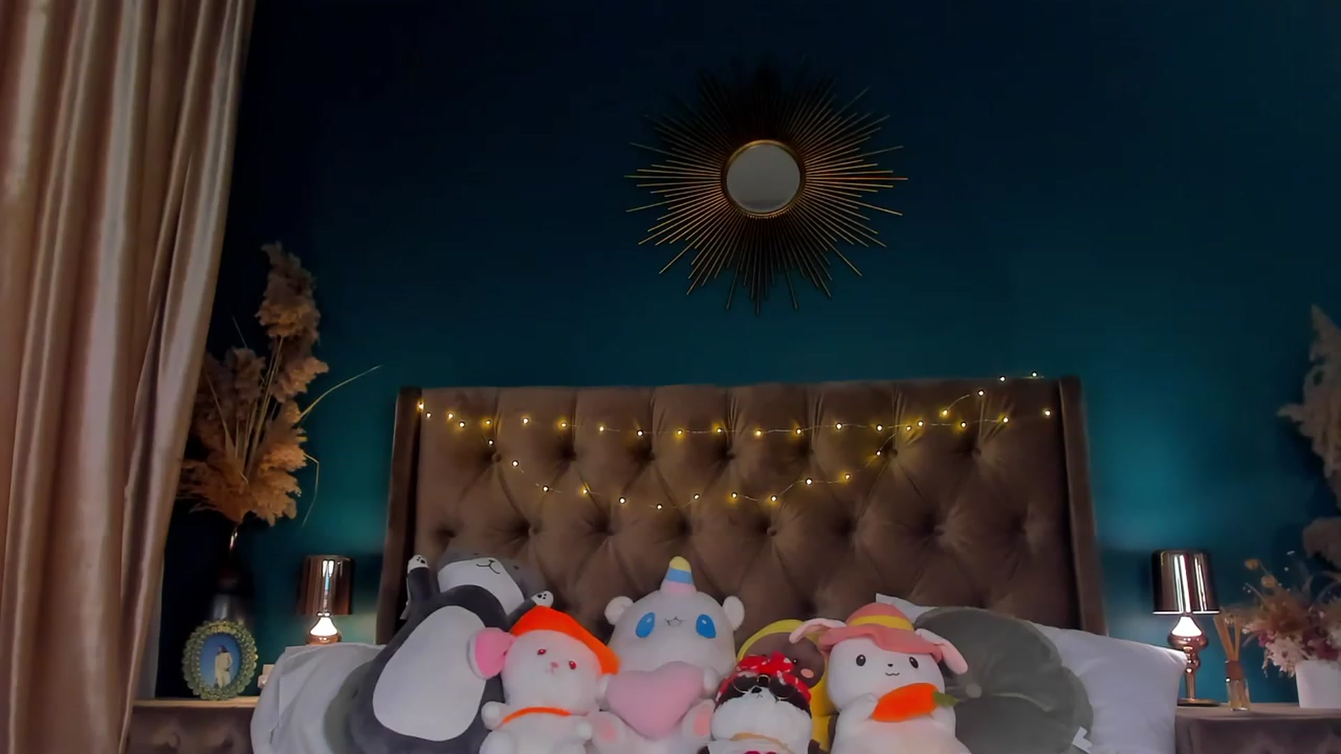 Gallery image thumbnail from ElsaYoung's myfreecams stream on, 02/09/2024, 13:51 image 10 of 20