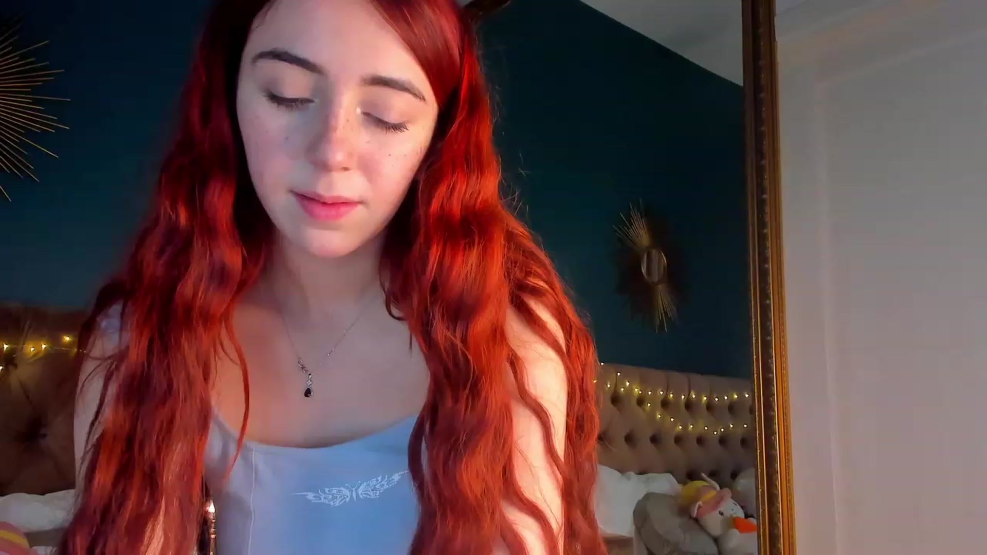 Gallery image thumbnail from ElsaYoung's myfreecams stream on, 02/11/2024, 06:34 image 13 of 20