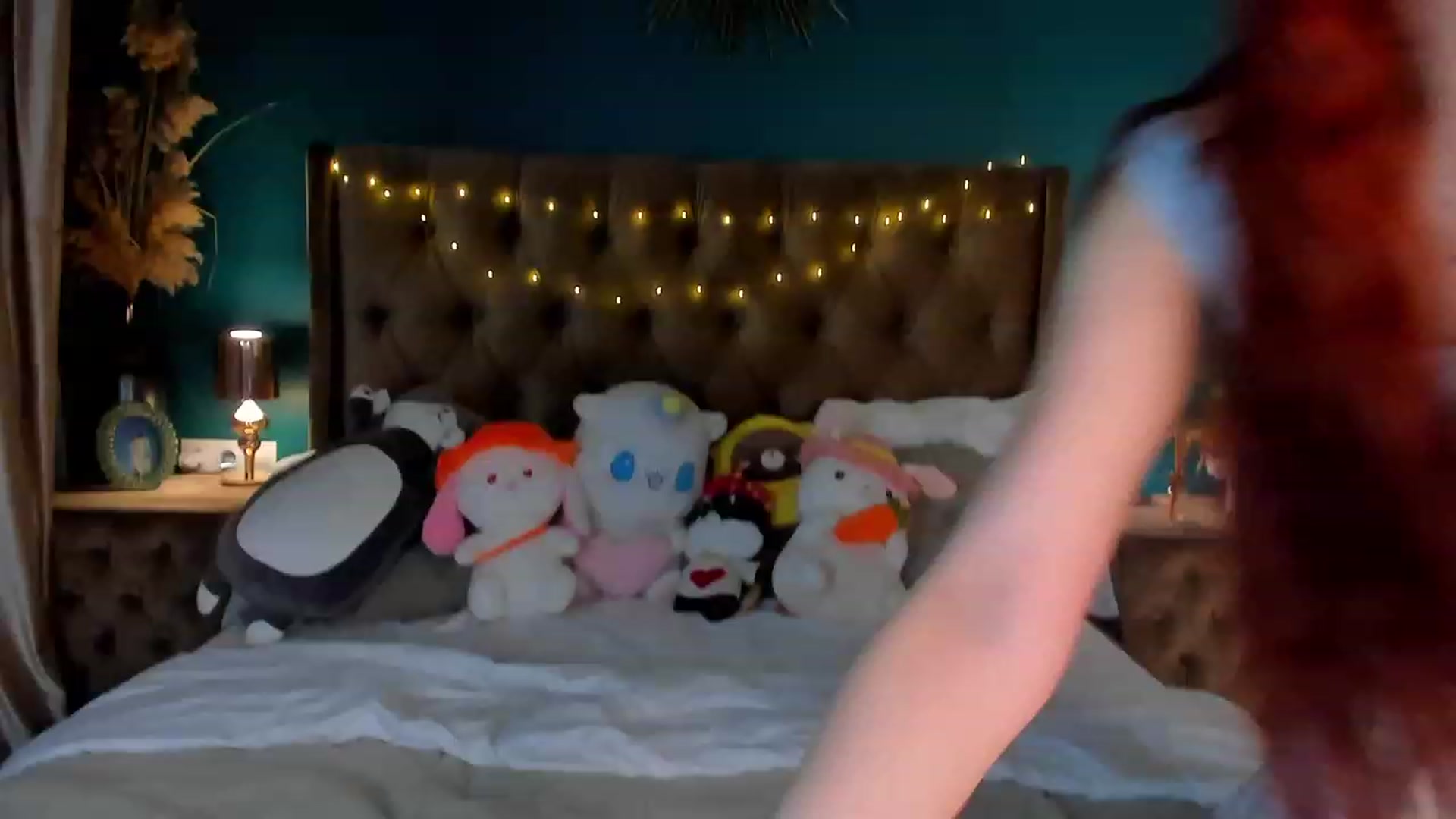 Gallery image thumbnail from ElsaYoung's myfreecams stream on, 02/11/2024, 06:34 image 12 of 20