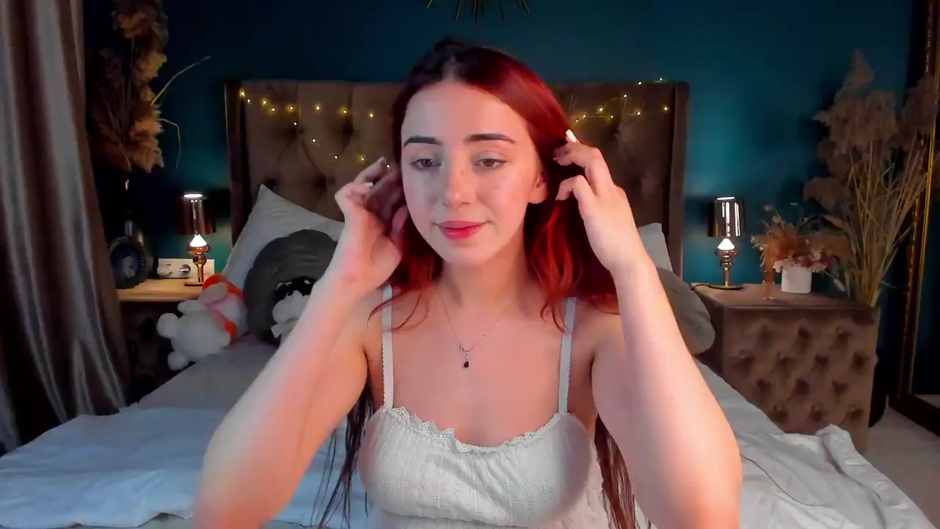 Gallery image thumbnail from ElsaYoung's myfreecams stream on, 02/20/2024, 17:09 image 2 of 20