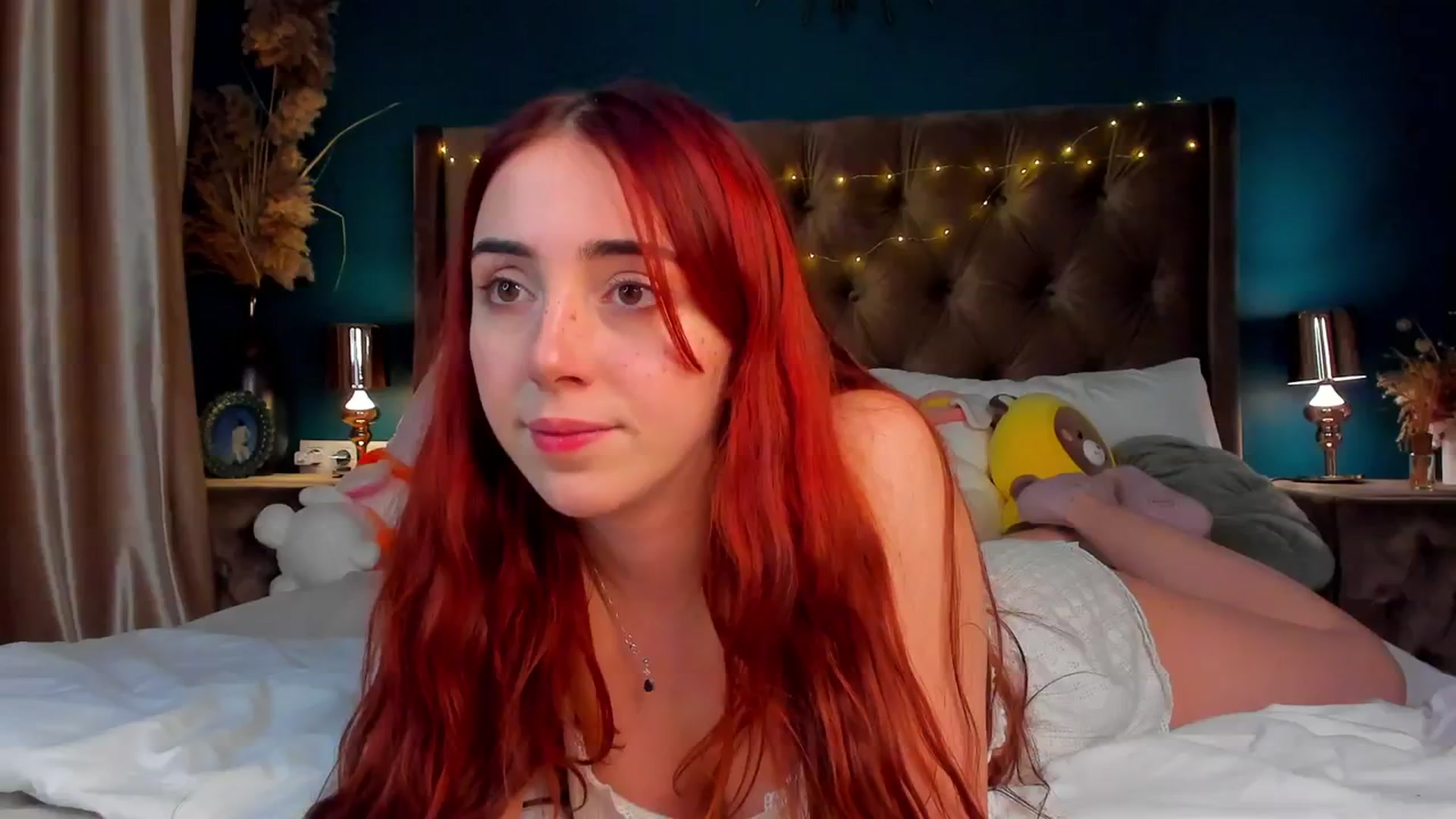 Gallery image thumbnail from ElsaYoung's myfreecams stream on, 02/20/2024, 18:27 image 15 of 20