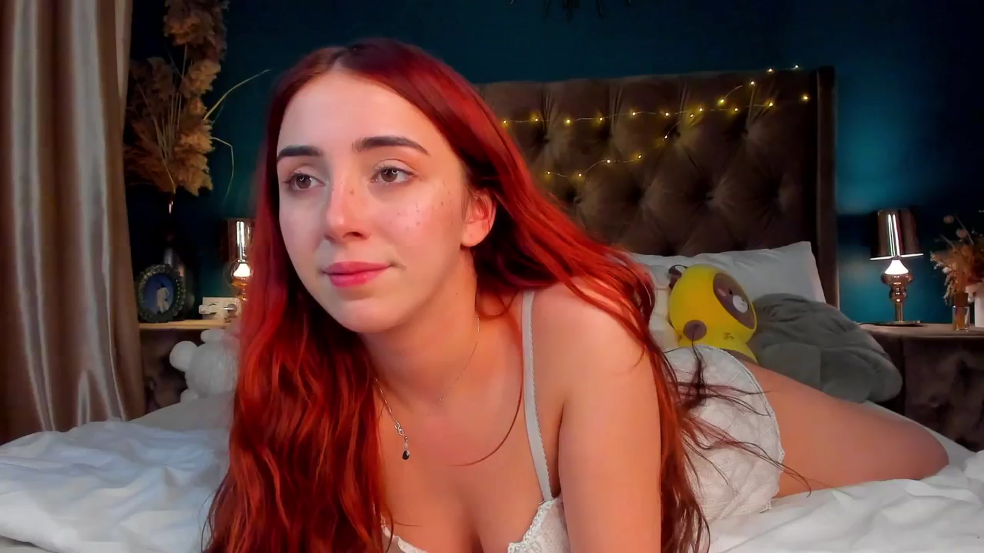 Gallery image thumbnail from ElsaYoung's myfreecams stream on, 02/20/2024, 18:27 image 17 of 20