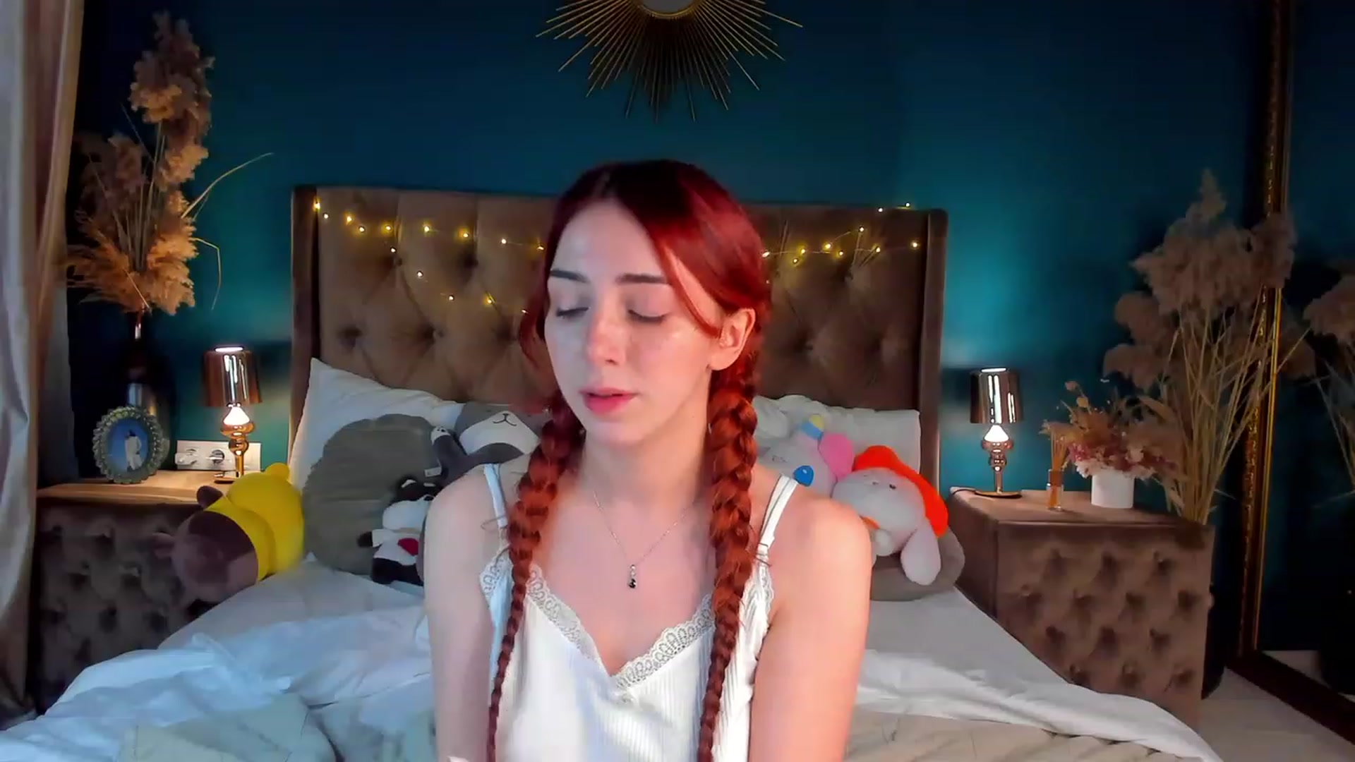 Gallery image thumbnail from ElsaYoung's myfreecams stream on, 02/22/2024, 22:12 image 17 of 20