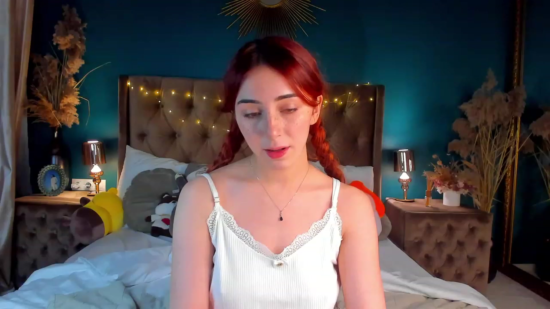 Gallery image thumbnail from ElsaYoung's myfreecams stream on, 02/22/2024, 22:12 image 14 of 20
