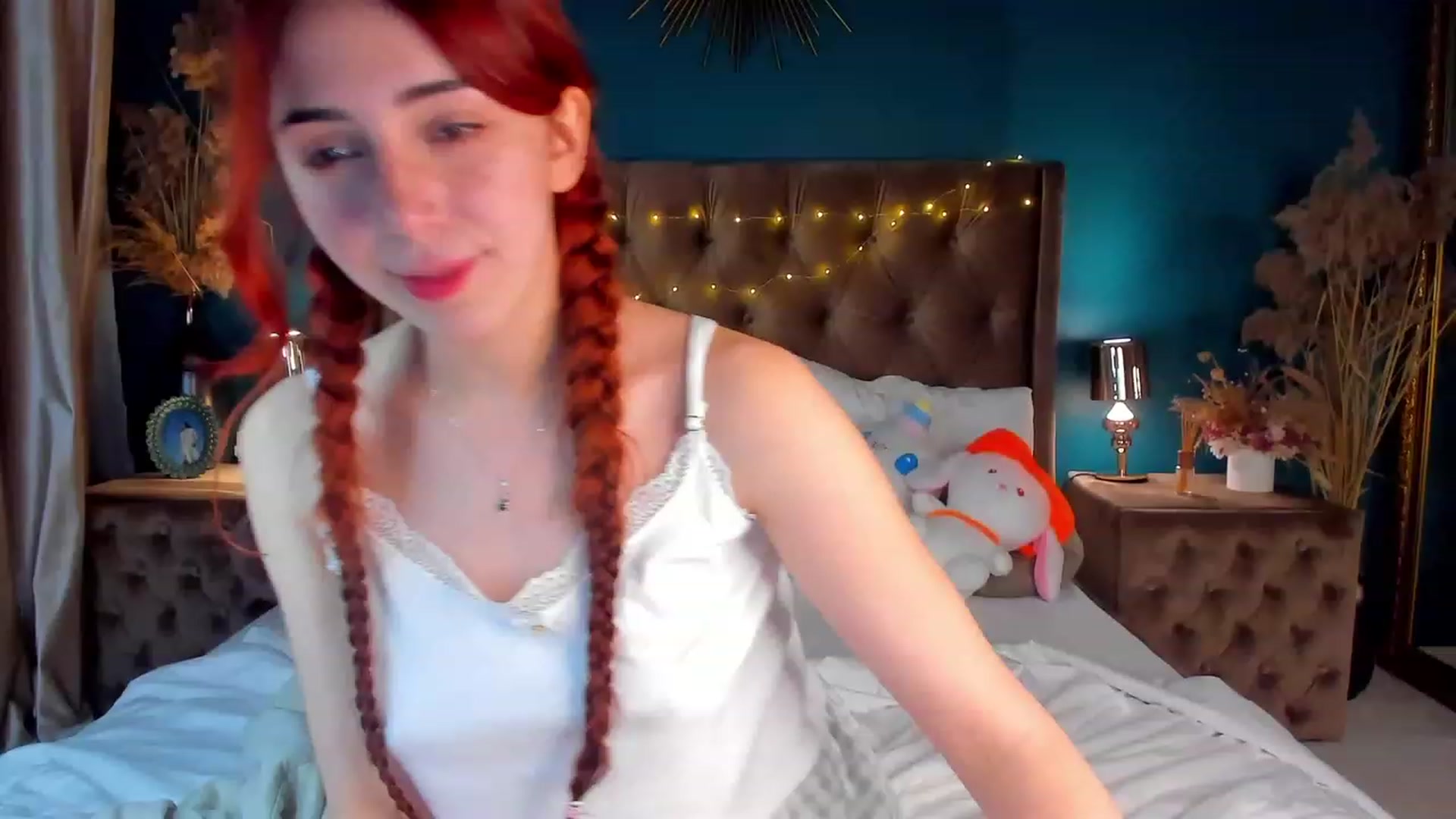 Gallery image thumbnail from ElsaYoung's myfreecams stream on, 02/23/2024, 24:16 image 6 of 20