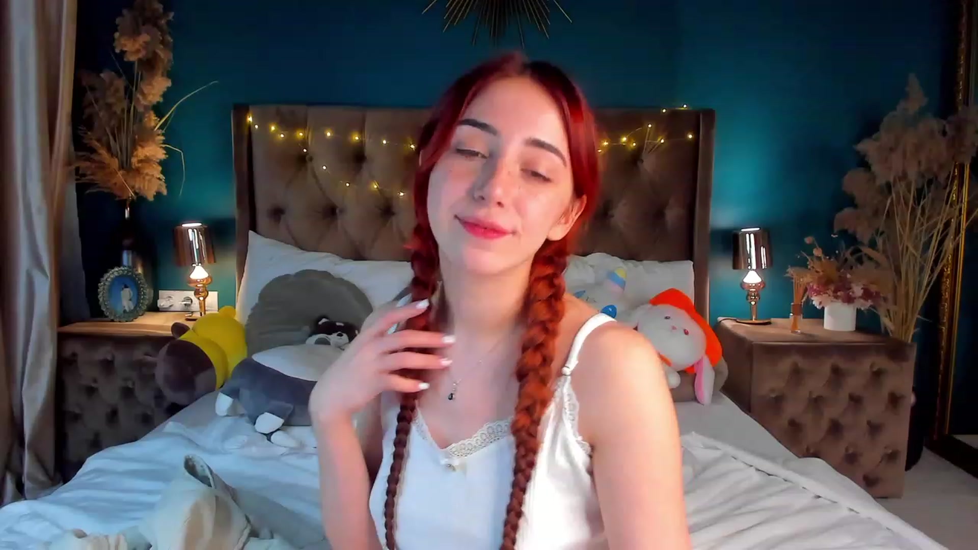 Gallery image thumbnail from ElsaYoung's myfreecams stream on, 02/23/2024, 24:16 image 10 of 20