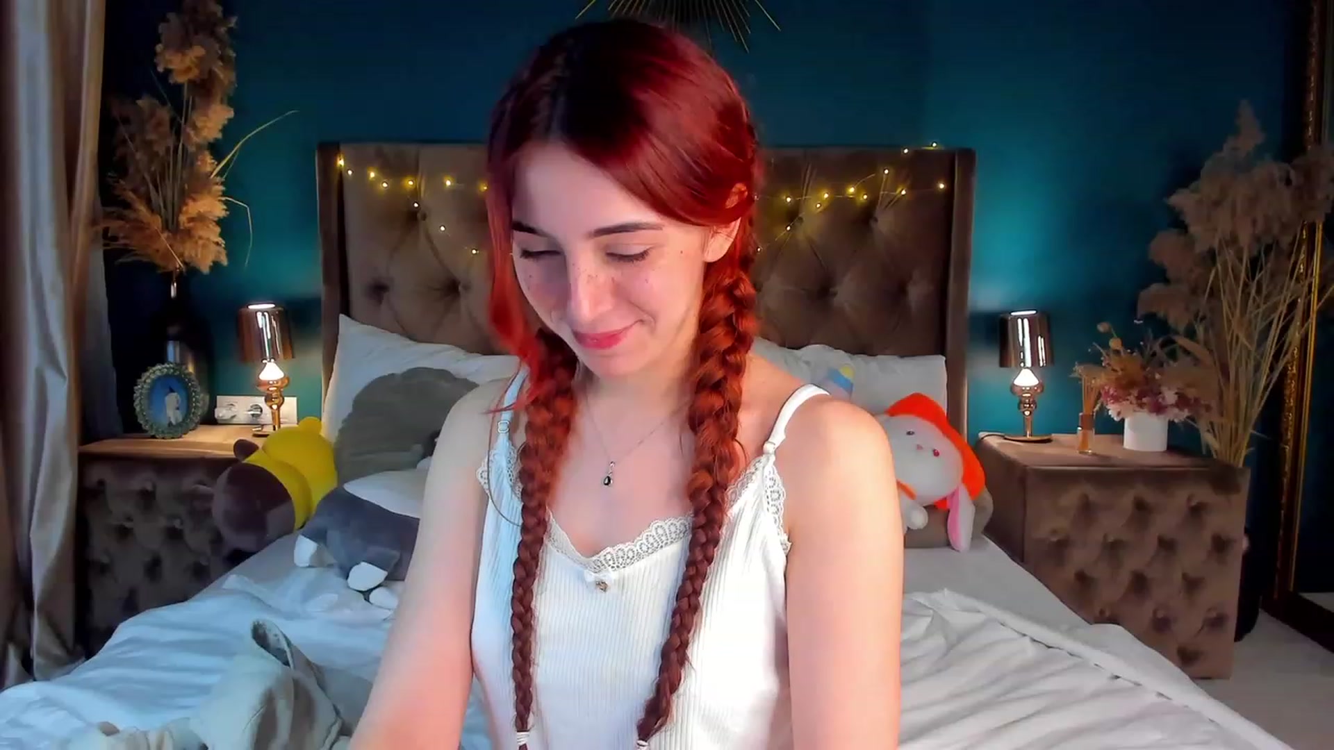 Gallery image thumbnail from ElsaYoung's myfreecams stream on, 02/23/2024, 24:16 image 11 of 20