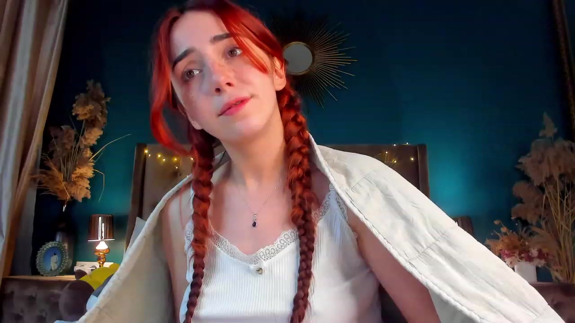 Gallery image thumbnail from ElsaYoung's myfreecams stream on, 02/23/2024, 24:18 image 5 of 20