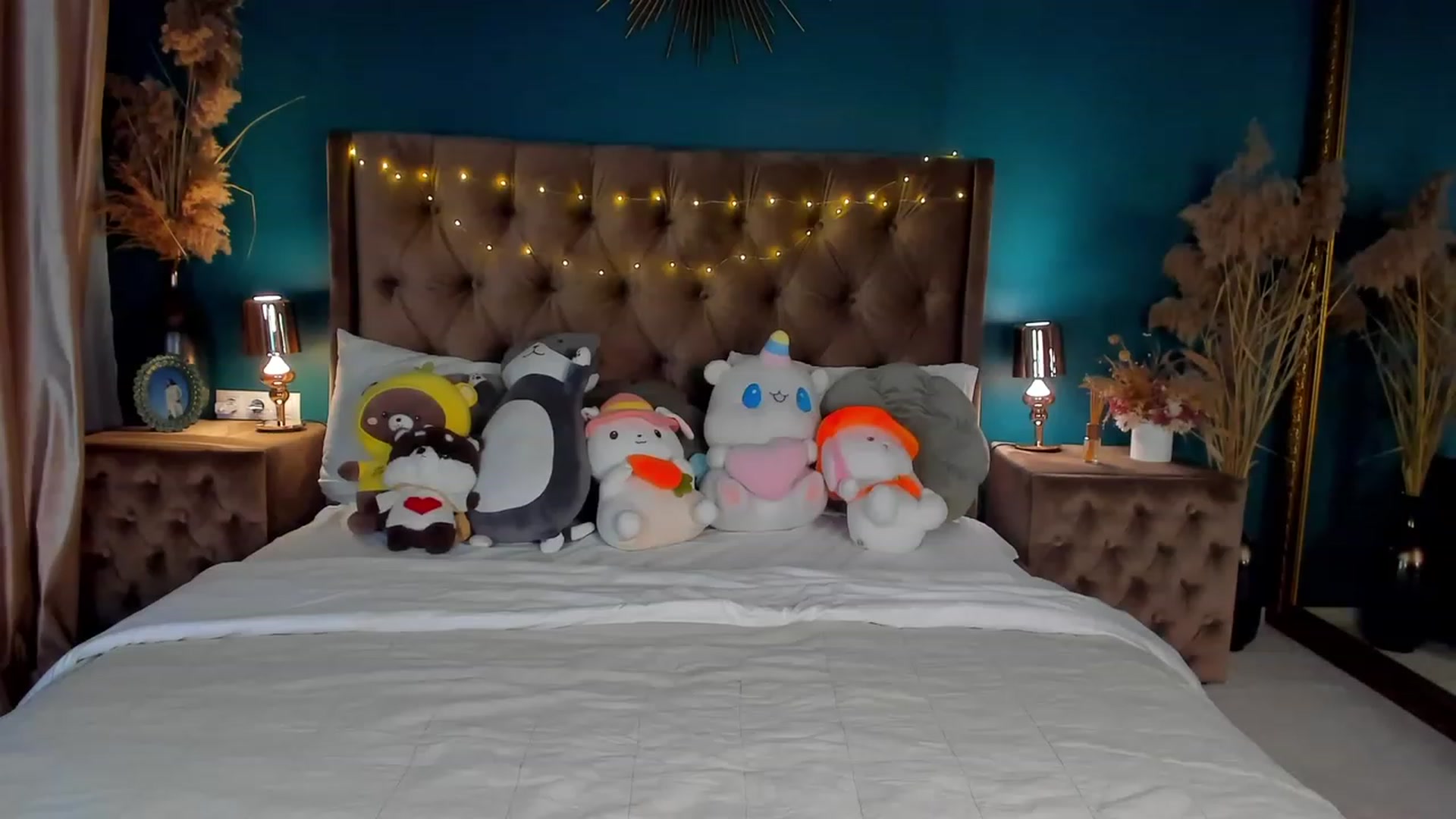 Gallery image thumbnail from ElsaYoung's myfreecams stream on, 02/23/2024, 05:08 image 18 of 20