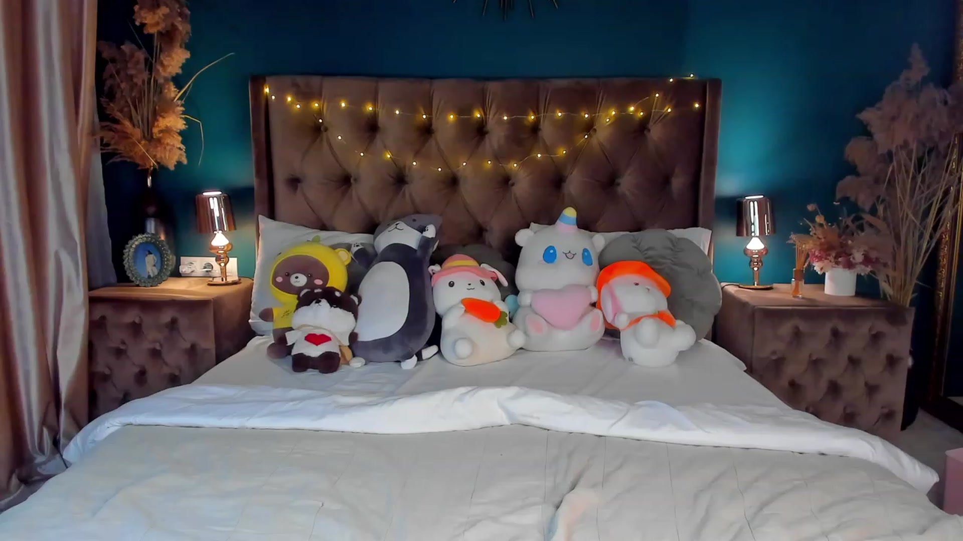 Gallery image thumbnail from ElsaYoung's myfreecams stream on, 02/23/2024, 14:21 image 20 of 20
