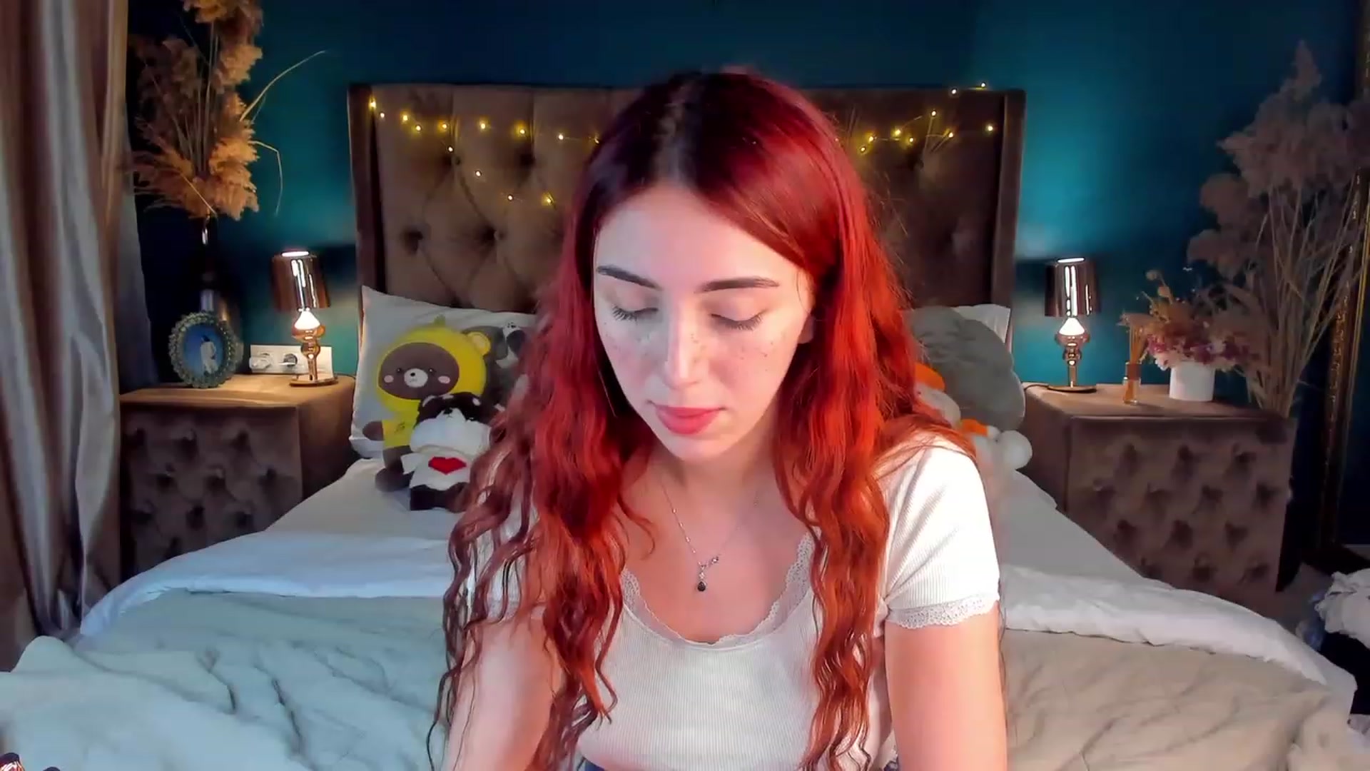 Gallery image thumbnail from ElsaYoung's myfreecams stream on, 02/23/2024, 17:46 image 17 of 20