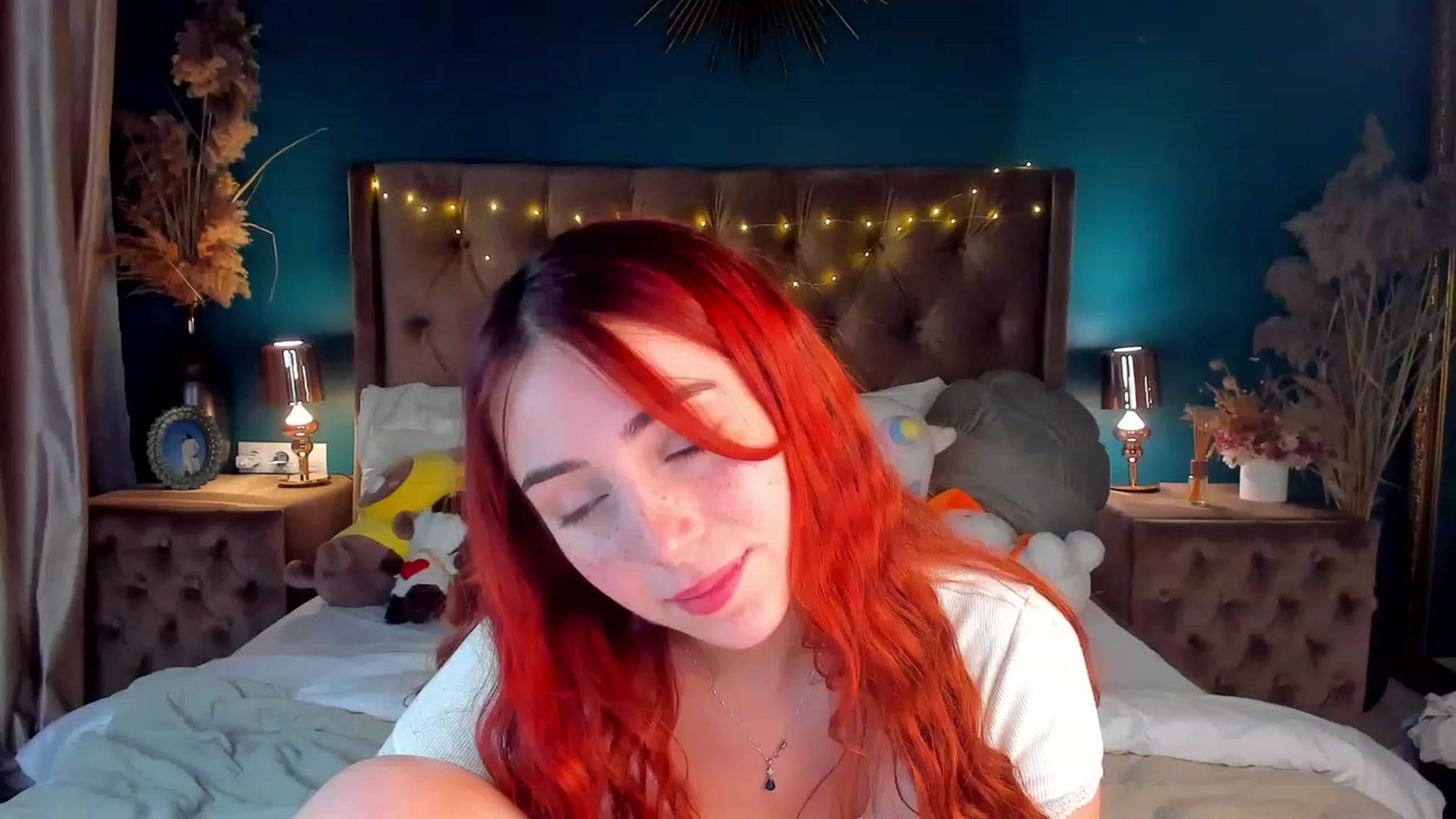 Gallery image thumbnail from ElsaYoung's myfreecams stream on, 02/23/2024, 18:49 image 12 of 20