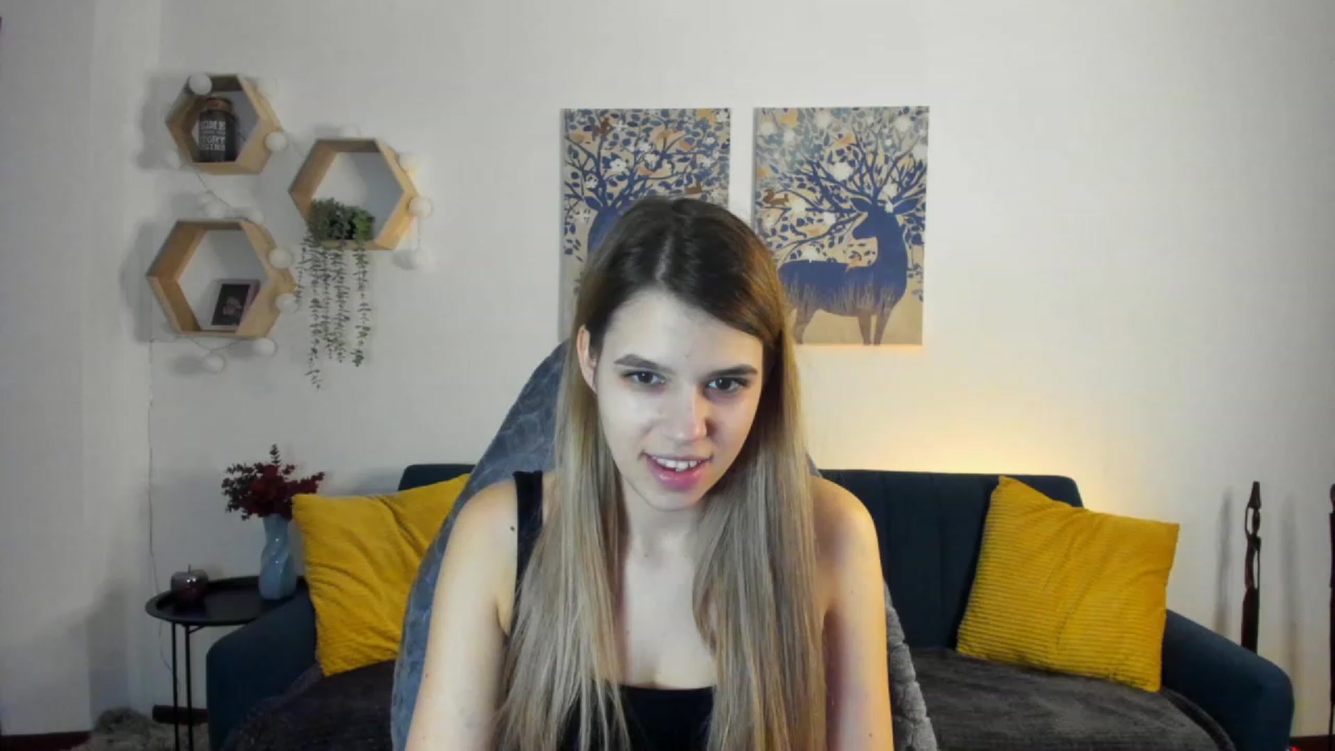 Gallery image thumbnail from Elsa_Fox's myfreecams stream on, 01/27/2023, 15:23 image 1 of 20