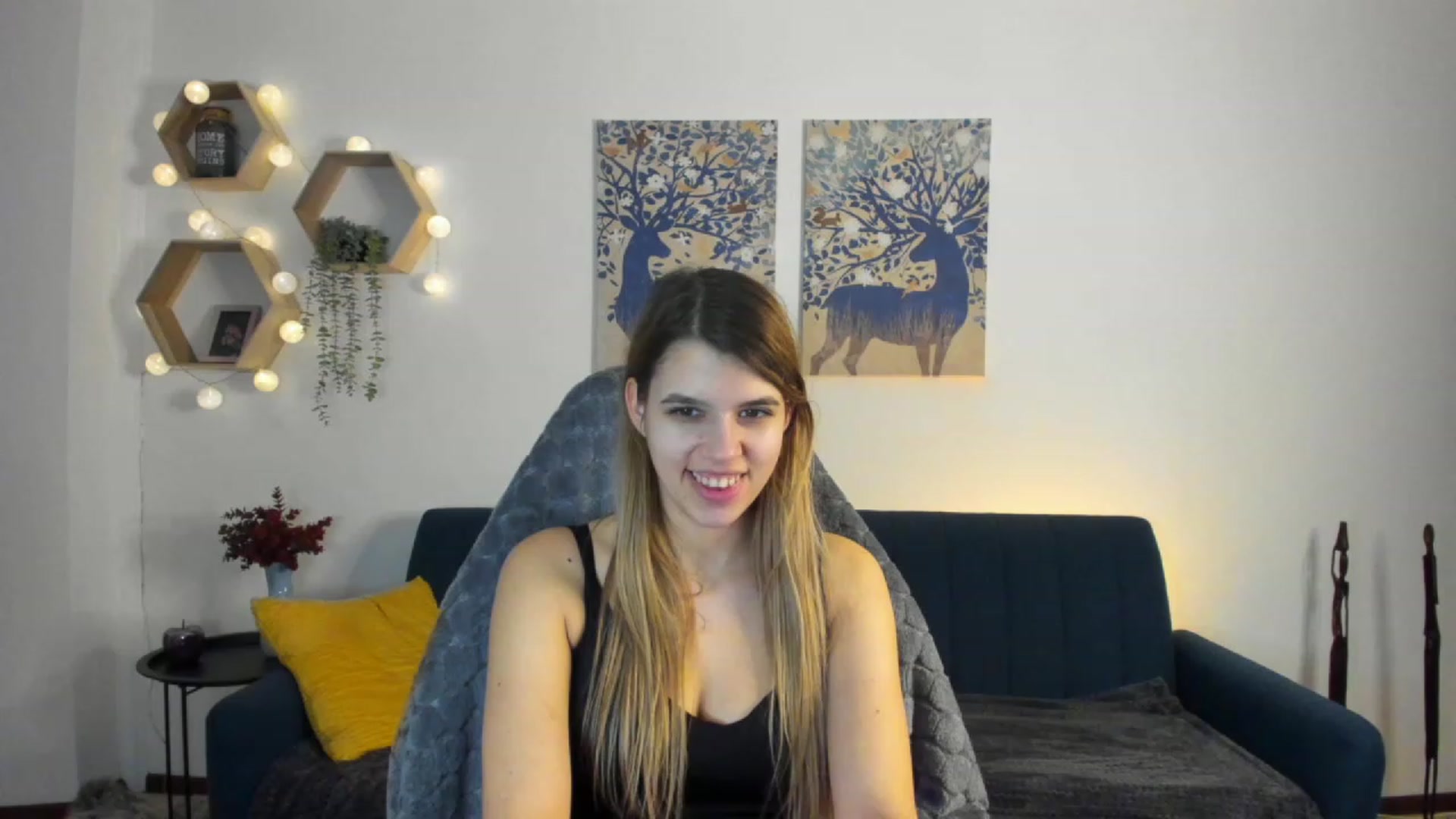 Gallery image thumbnail from Elsa_Fox's myfreecams stream on, 01/30/2023, 19:05 image 4 of 20