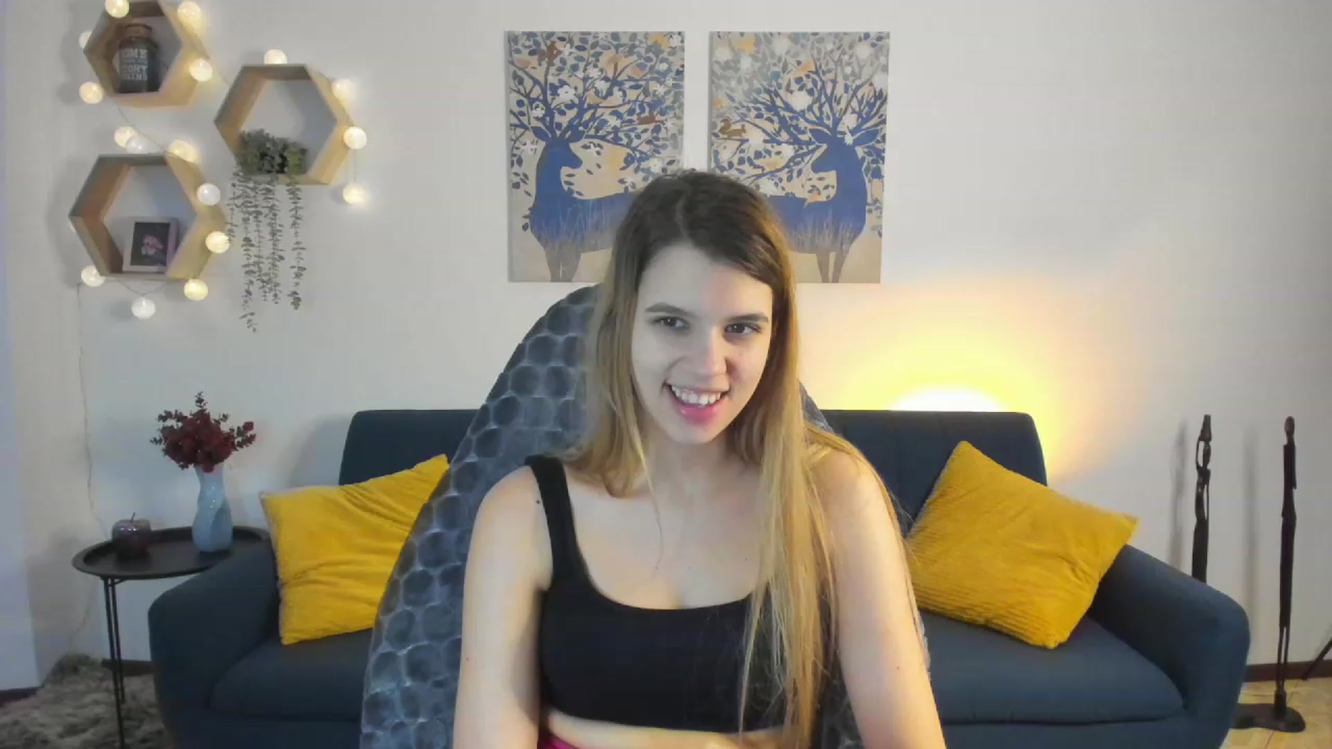 Gallery image thumbnail from Elsa_Fox's myfreecams stream on, 02/28/2023, 11:39 image 2 of 20
