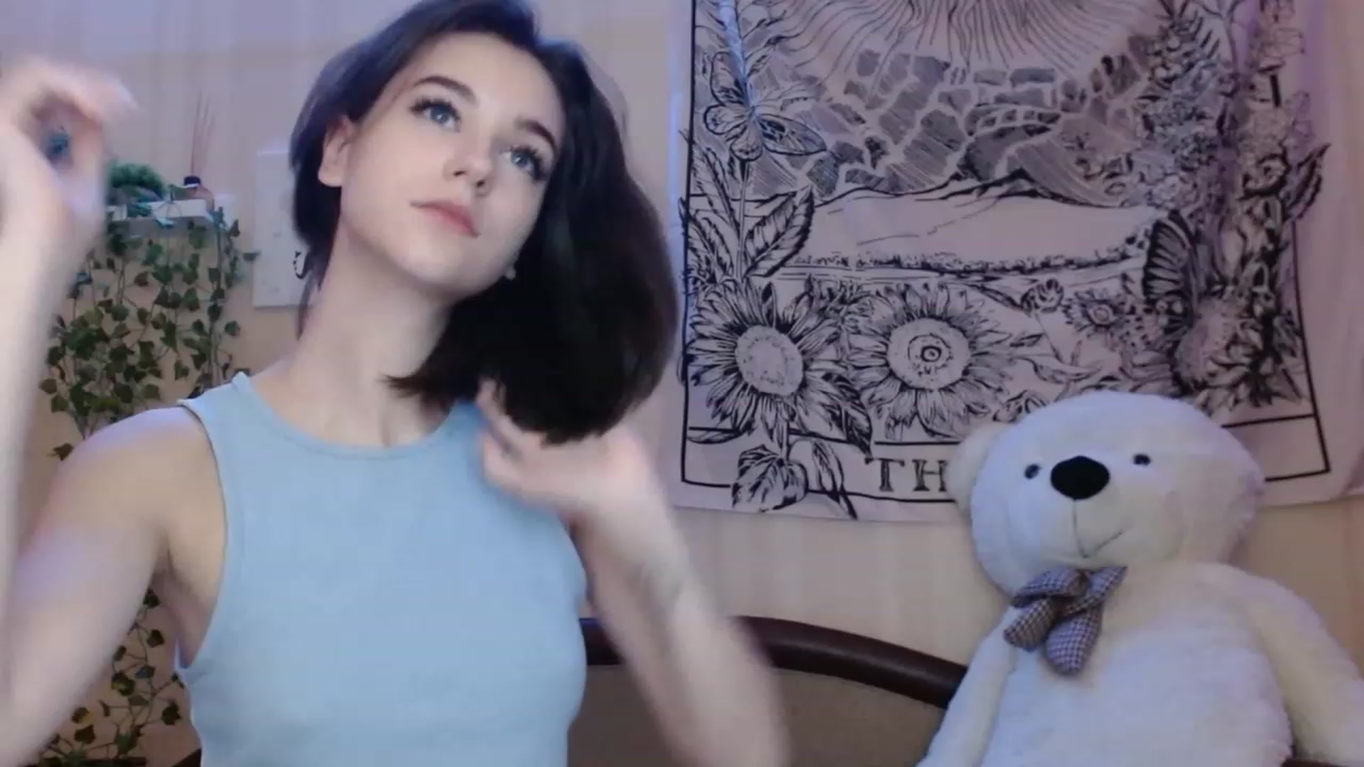 Gallery image thumbnail from ElsieF_'s myfreecams stream on, 11/14/2022, 20:48 image 13 of 20