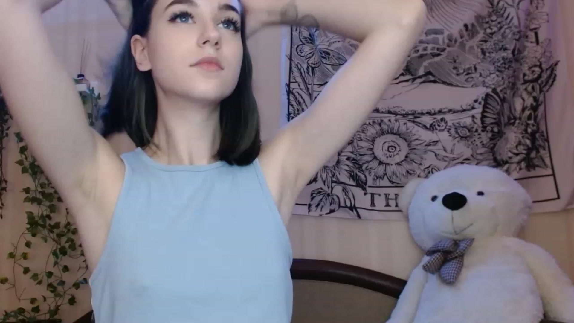 Gallery image thumbnail from ElsieF_'s myfreecams stream on, 11/14/2022, 20:48 image 12 of 20