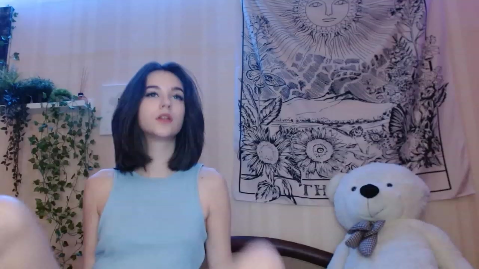 Gallery image thumbnail from ElsieF_'s myfreecams stream on, 11/14/2022, 20:48 image 1 of 20