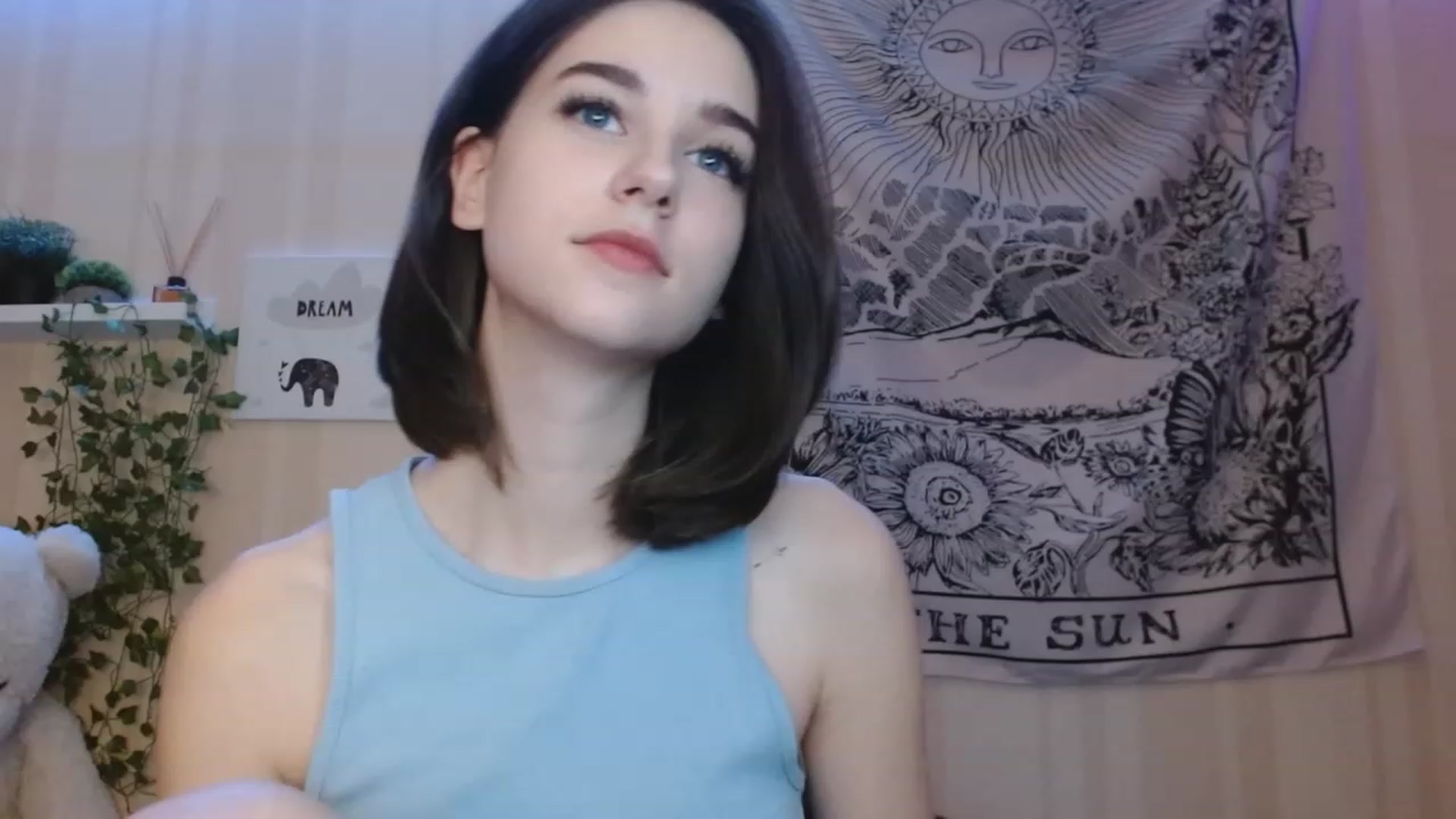Gallery image thumbnail from ElsieF_'s myfreecams stream on, 11/24/2022, 21:31 image 9 of 20