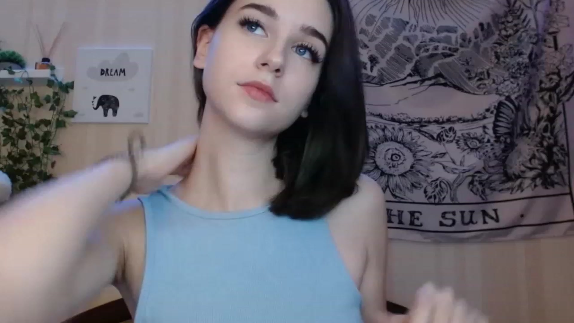 Gallery image thumbnail from ElsieF_'s myfreecams stream on, 11/24/2022, 21:31 image 1 of 20