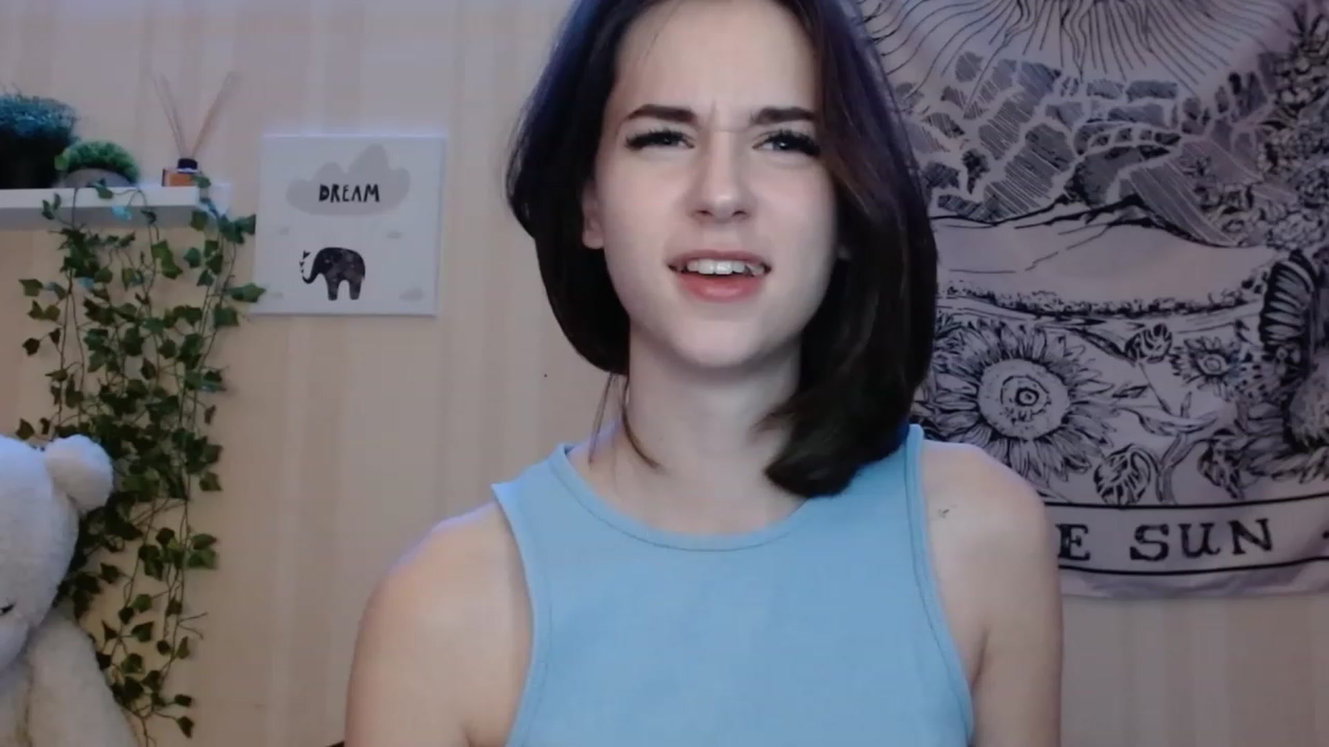 Gallery image thumbnail from ElsieF_'s myfreecams stream on, 11/24/2022, 22:31 image 18 of 20
