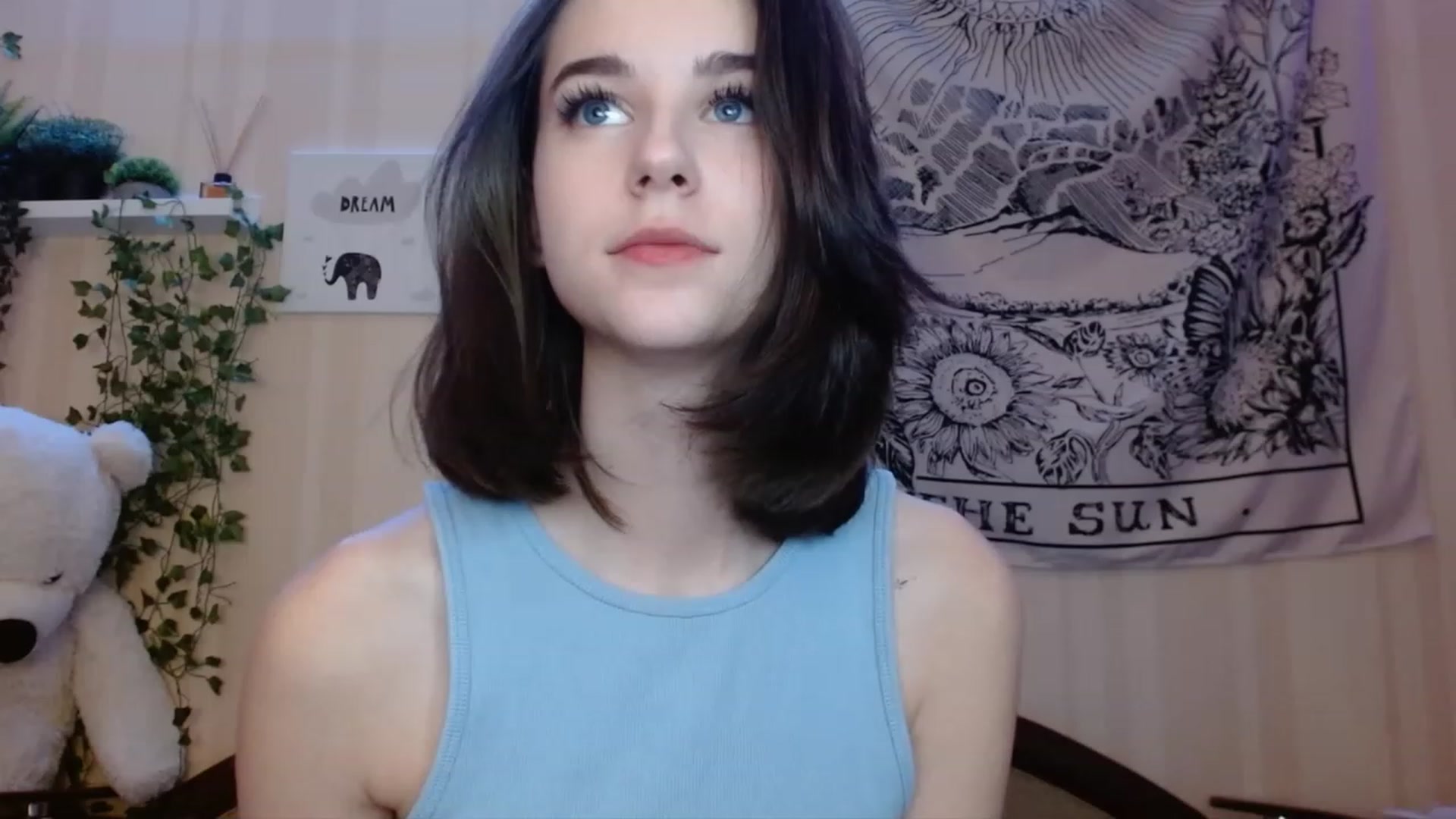 Gallery image thumbnail from ElsieF_'s myfreecams stream on, 11/24/2022, 22:31 image 10 of 20