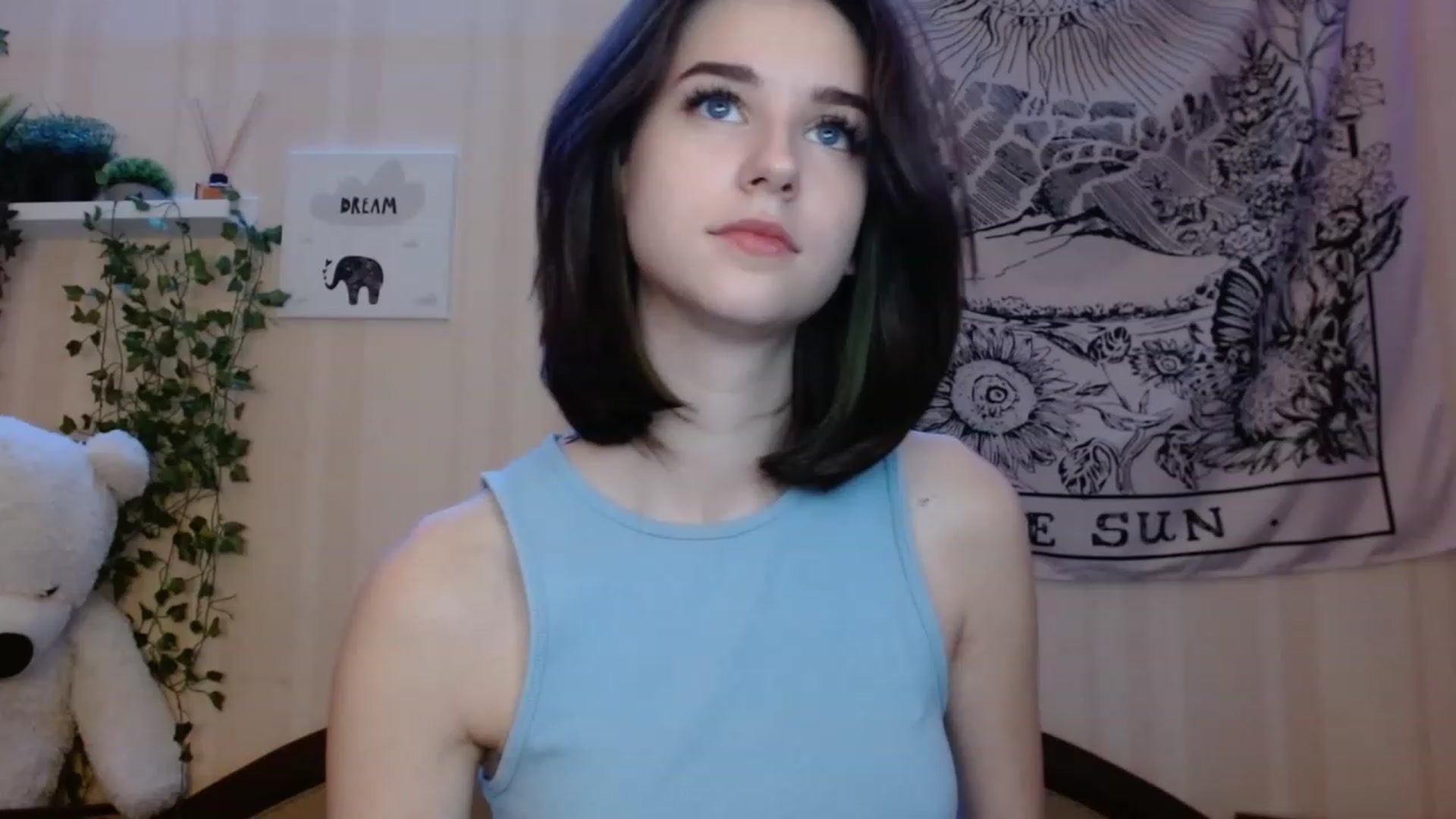 Gallery image thumbnail from ElsieF_'s myfreecams stream on, 11/24/2022, 22:31 image 19 of 20