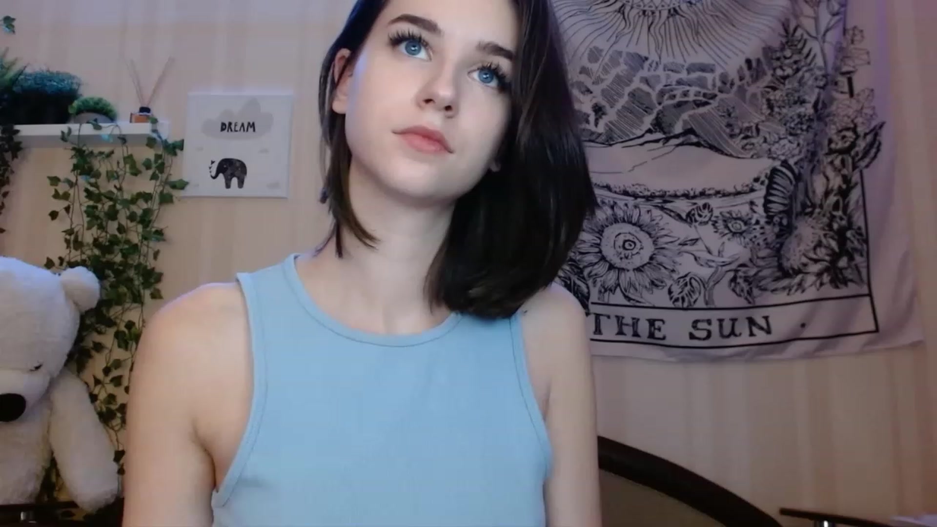 Gallery image thumbnail from ElsieF_'s myfreecams stream on, 11/24/2022, 22:31 image 5 of 20