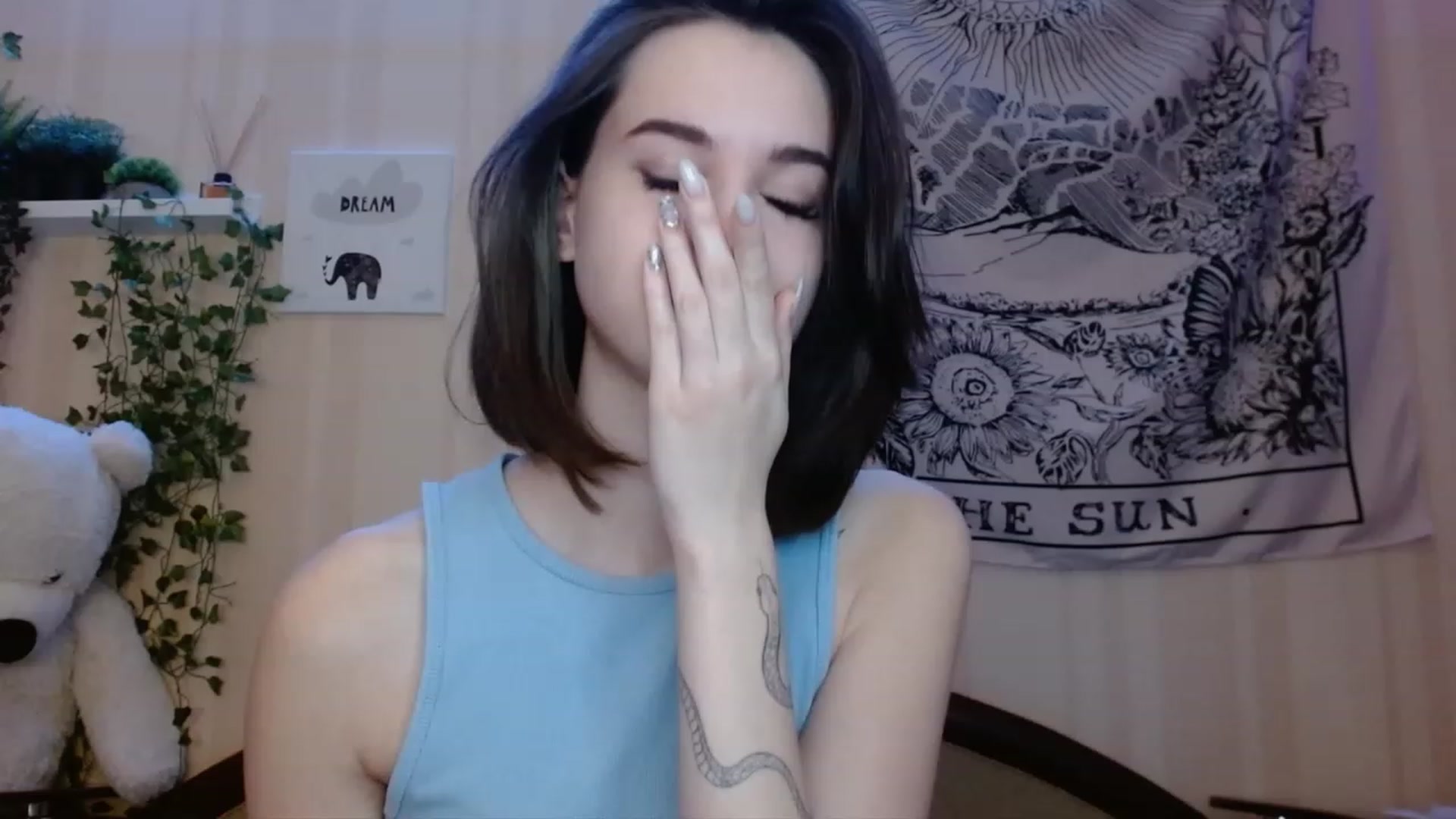Gallery image thumbnail from ElsieF_'s myfreecams stream on, 11/24/2022, 22:31 image 9 of 20