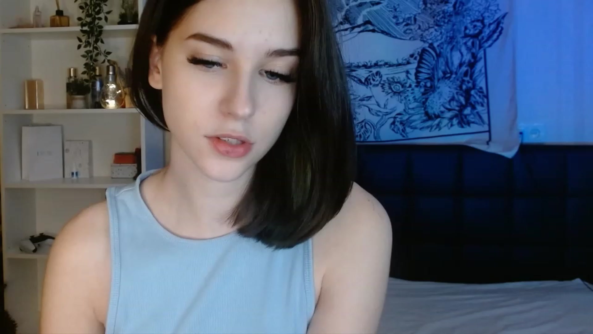 Gallery image thumbnail from ElsieF_'s myfreecams stream on, 01/02/2023, 22:00 image 10 of 20