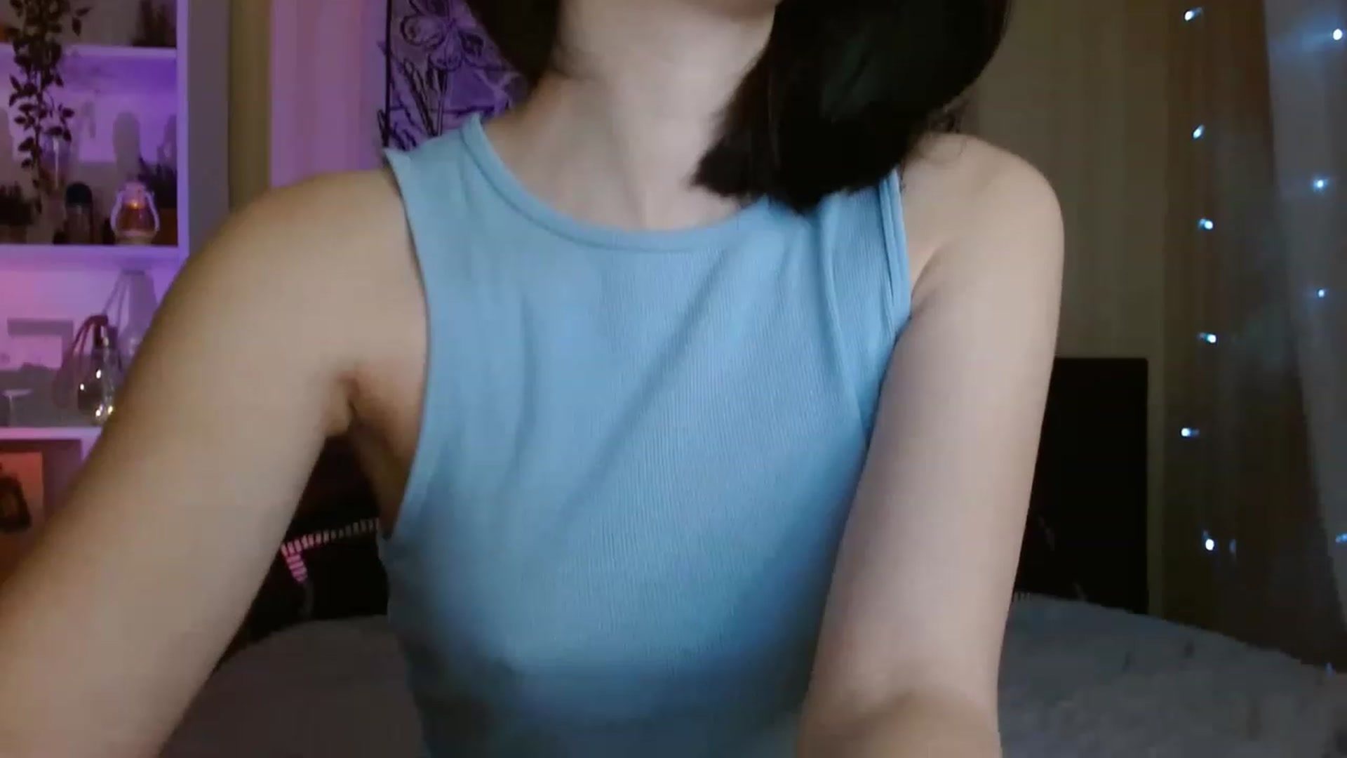 Gallery image thumbnail from ElsieF_'s myfreecams stream on, 01/13/2023, 19:19 image 14 of 20