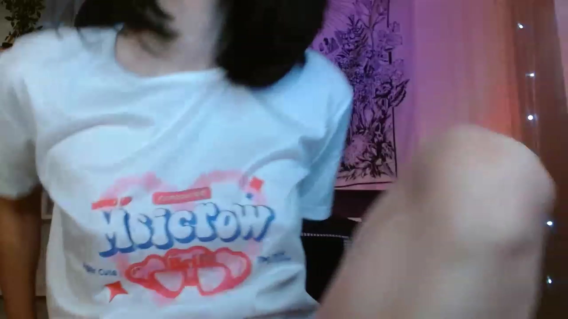 Gallery image thumbnail from ElsieF_'s myfreecams stream on, 01/17/2023, 21:33 image 20 of 20