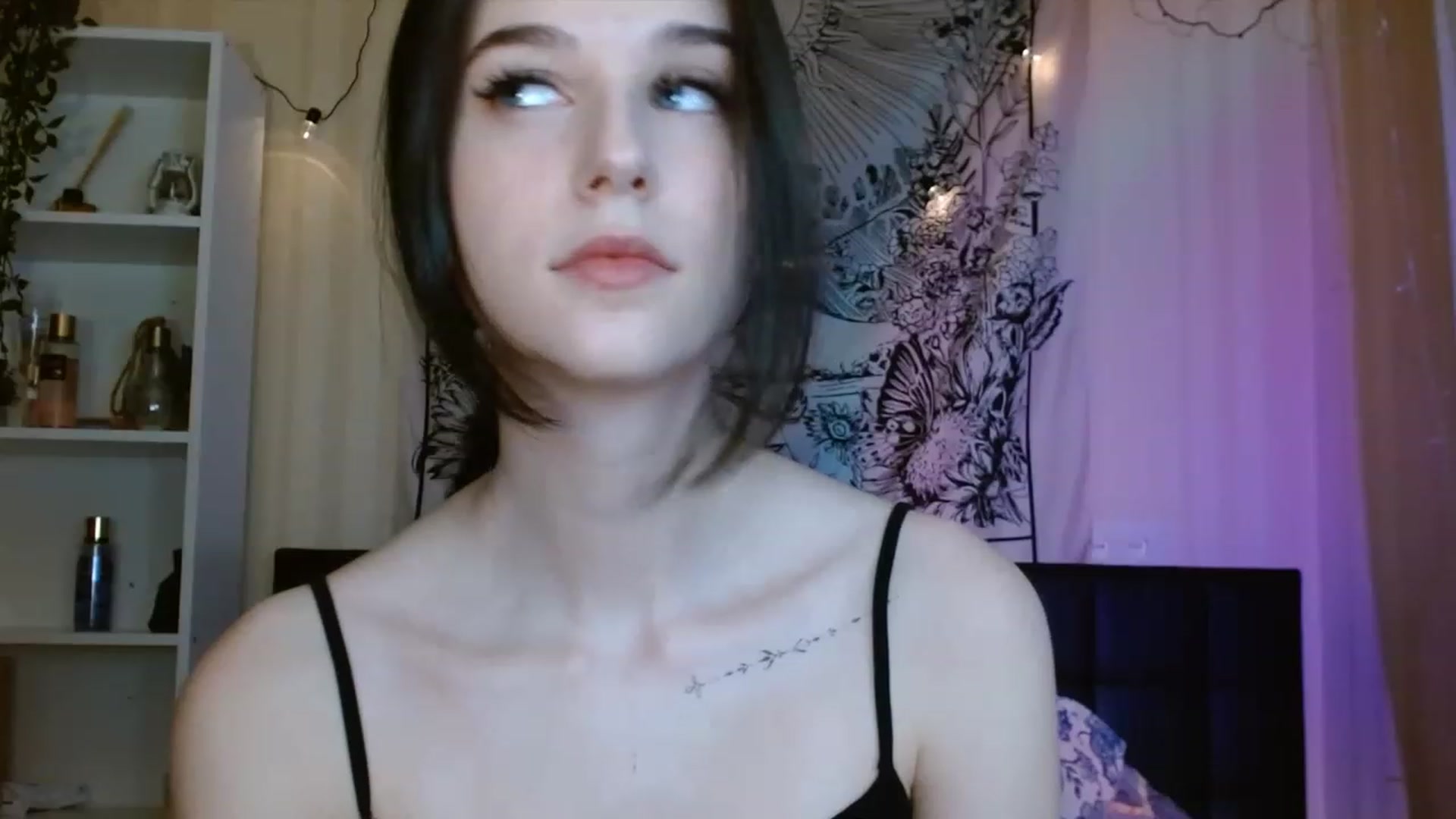 Gallery image thumbnail from ElsieF_'s myfreecams stream on, 01/26/2023, 21:57 image 19 of 20
