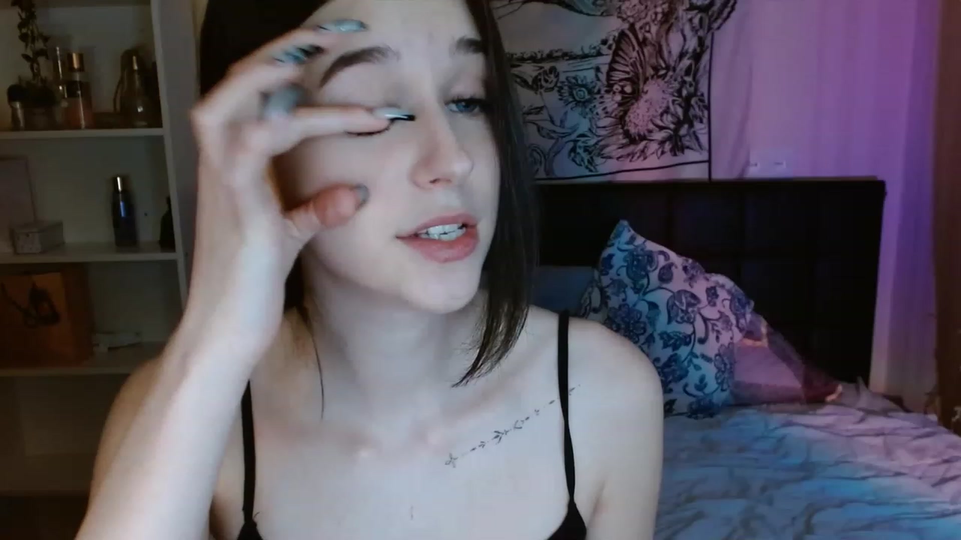 Gallery image thumbnail from ElsieF_'s myfreecams stream on, 01/26/2023, 22:24 image 14 of 20