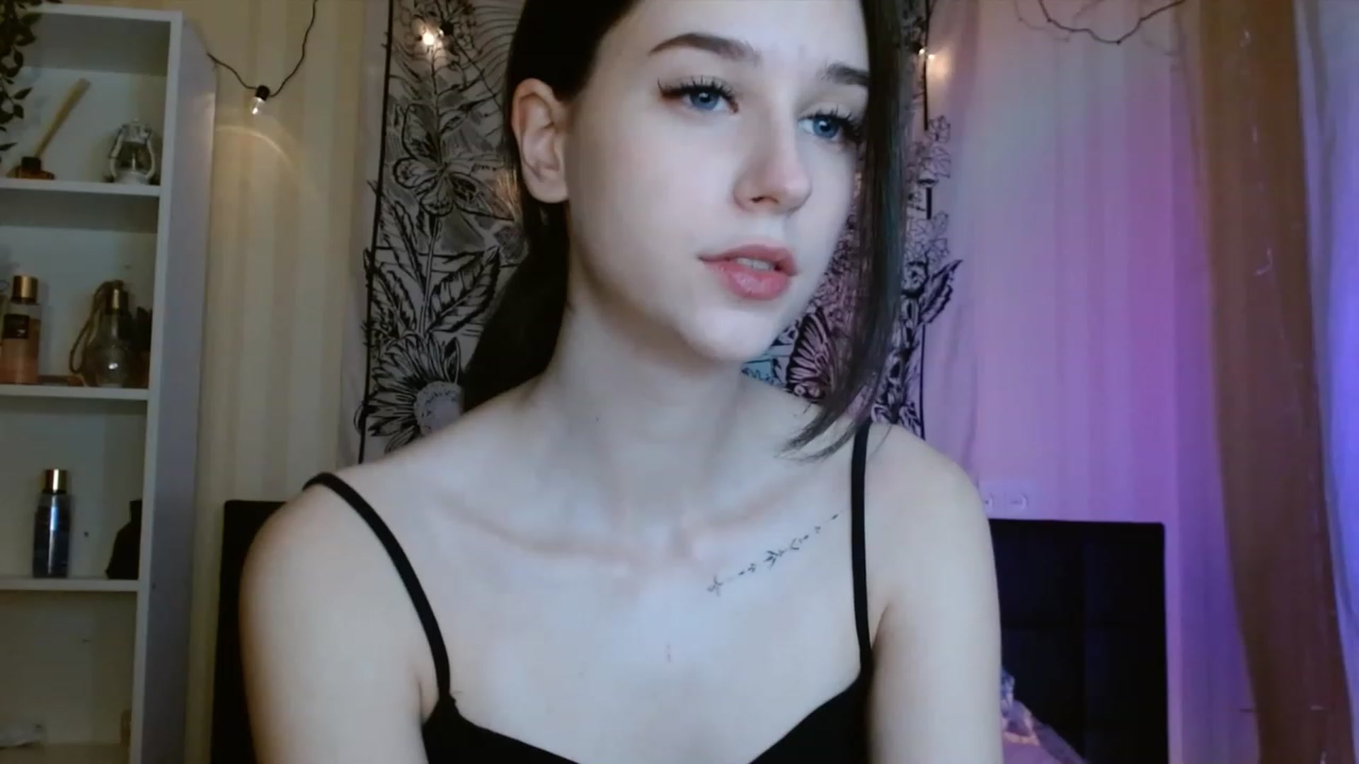 Gallery image thumbnail from ElsieF_'s myfreecams stream on, 01/26/2023, 22:48 image 16 of 20