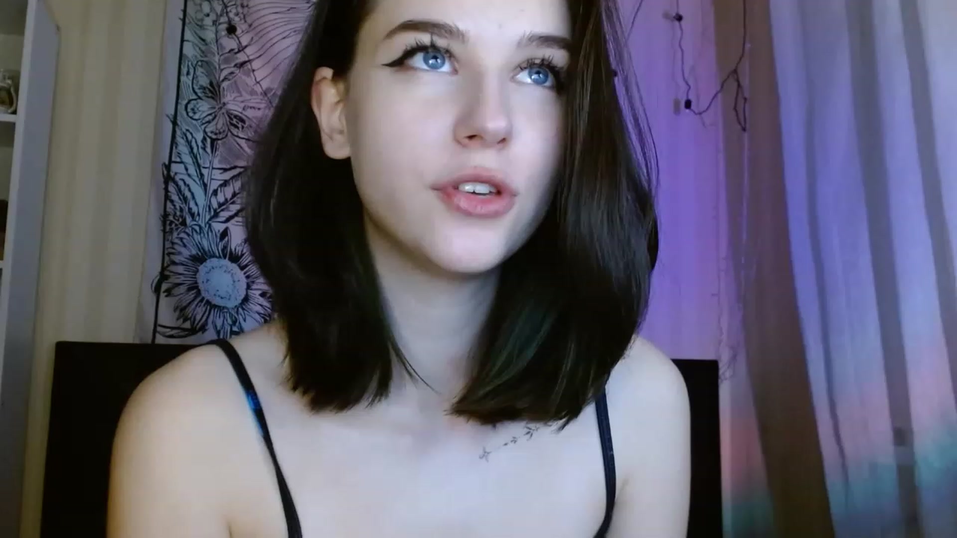 Gallery image thumbnail from ElsieF_'s myfreecams stream on, 02/07/2023, 23:45 image 4 of 20