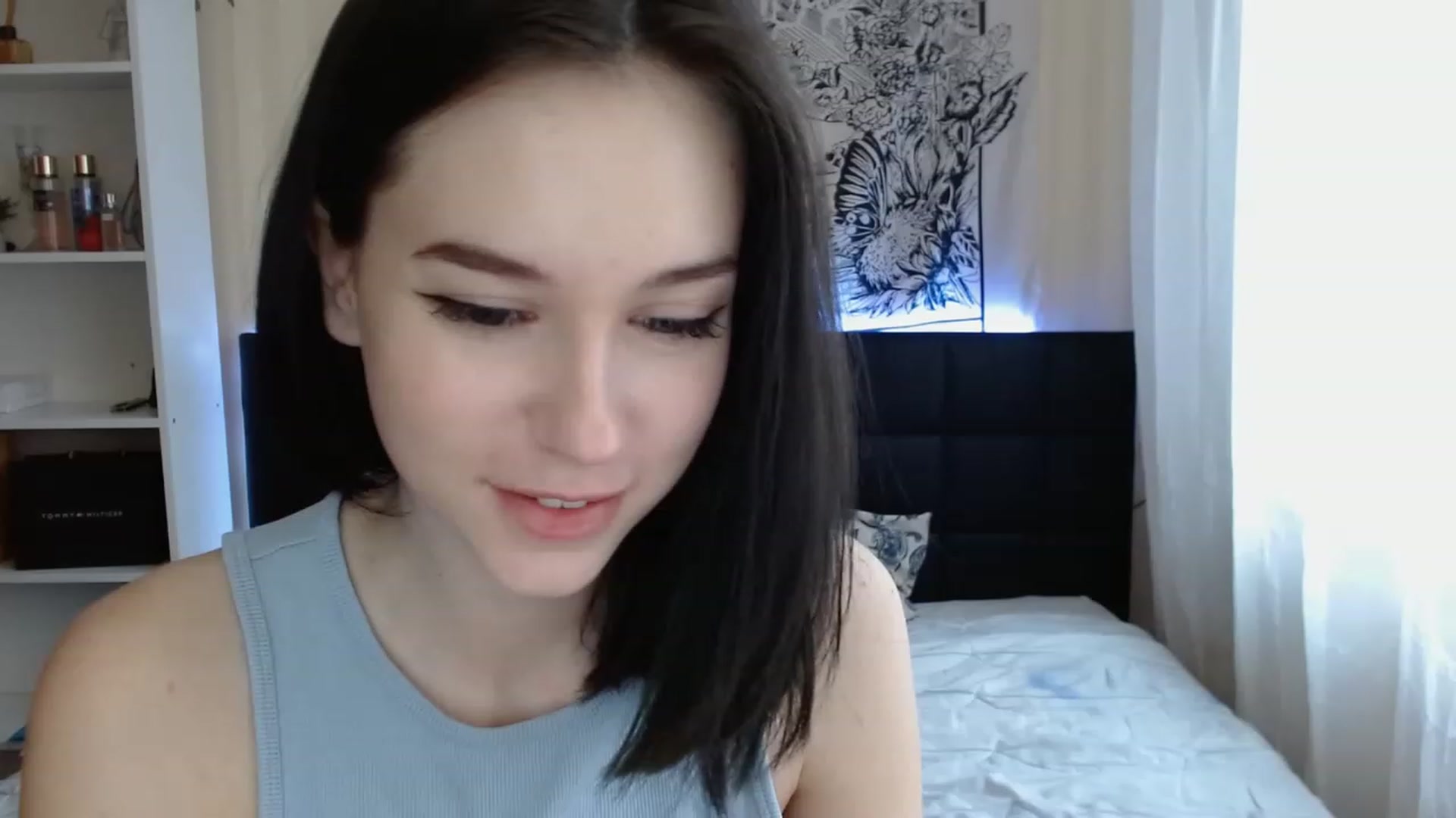 Gallery image thumbnail from ElsieF_'s myfreecams stream on, 02/13/2023, 06:49 image 18 of 20