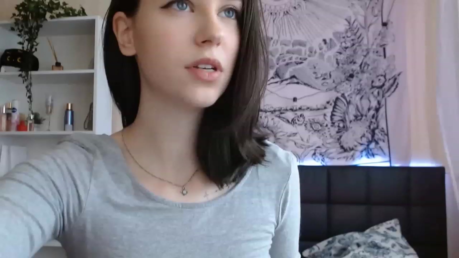 Gallery image thumbnail from ElsieF_'s myfreecams stream on, 02/20/2023, 05:31 image 2 of 20