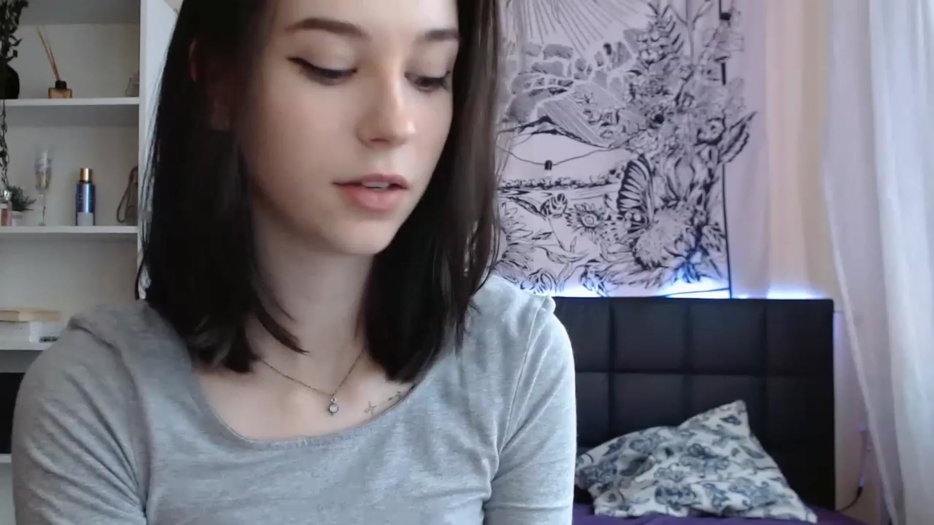 Gallery image thumbnail from ElsieF_'s myfreecams stream on, 02/20/2023, 05:31 image 5 of 20