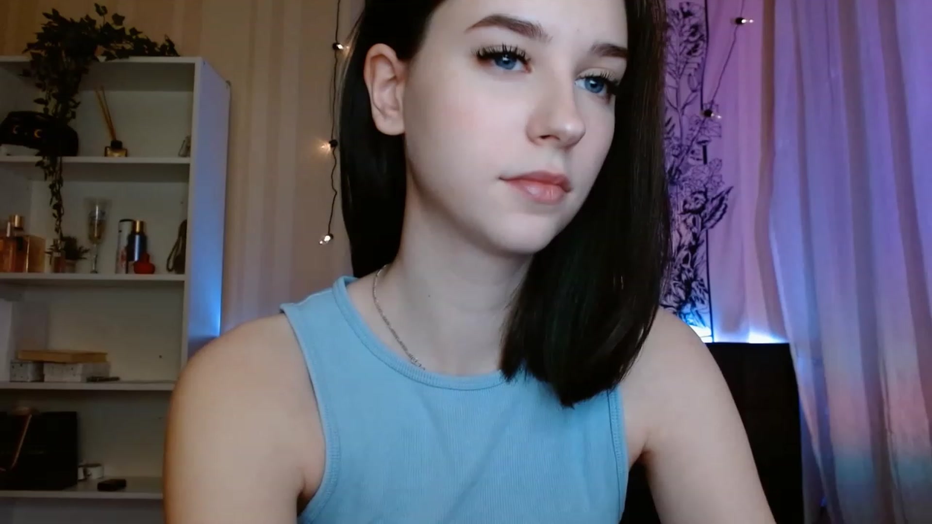 Gallery image thumbnail from ElsieF_'s myfreecams stream on, 02/23/2023, 19:55 image 6 of 20
