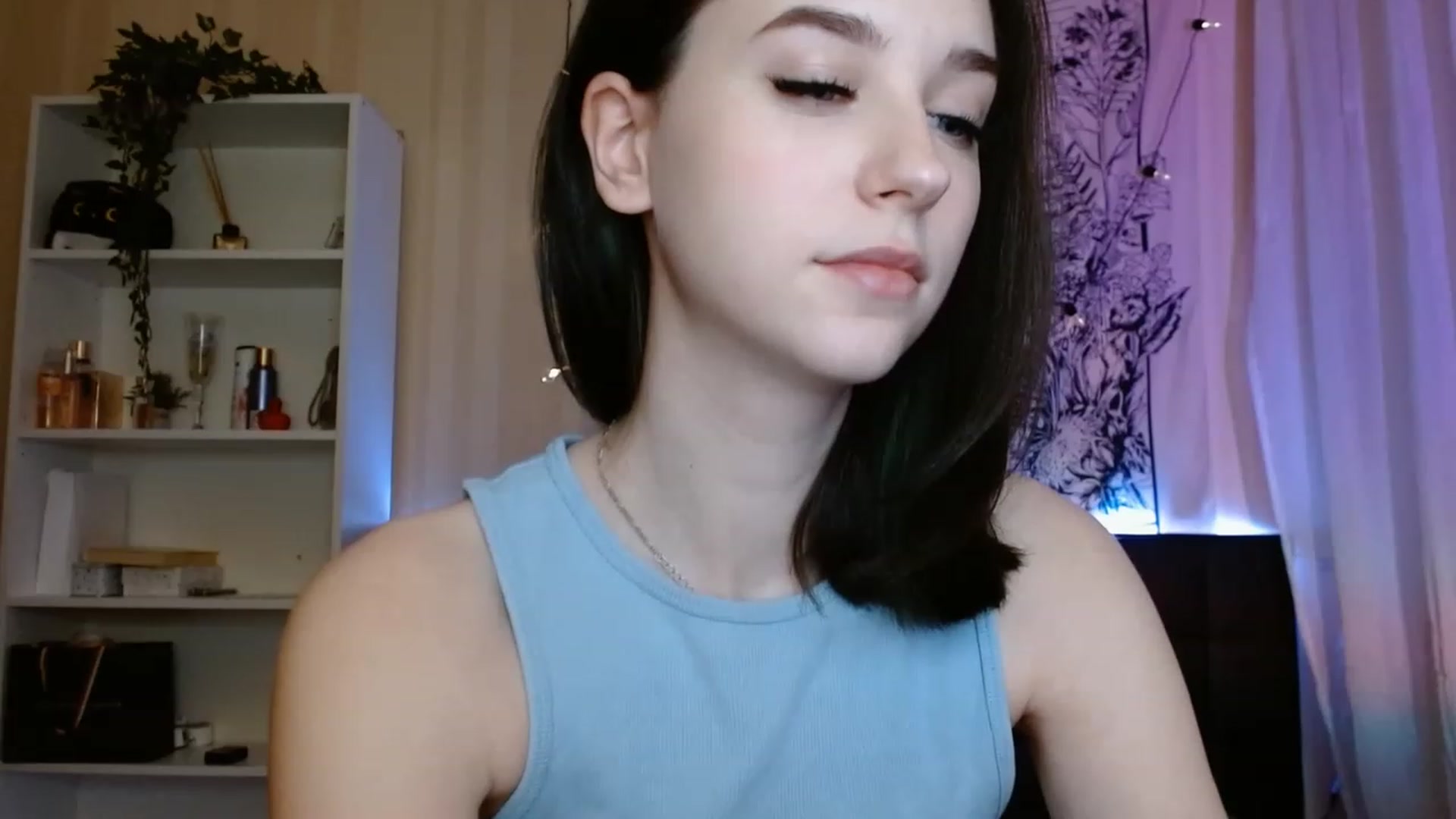 Gallery image thumbnail from ElsieF_'s myfreecams stream on, 02/23/2023, 19:55 image 8 of 20