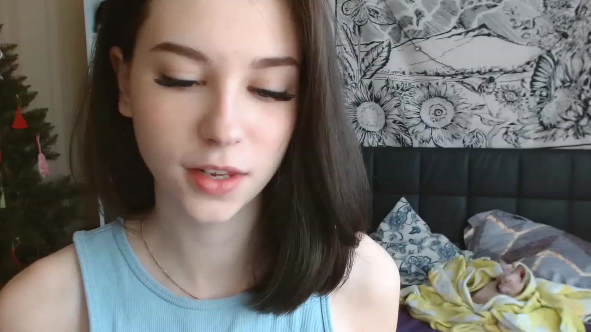 Gallery image thumbnail from ElsieF_'s myfreecams stream on, 02/24/2023, 07:28 image 3 of 20