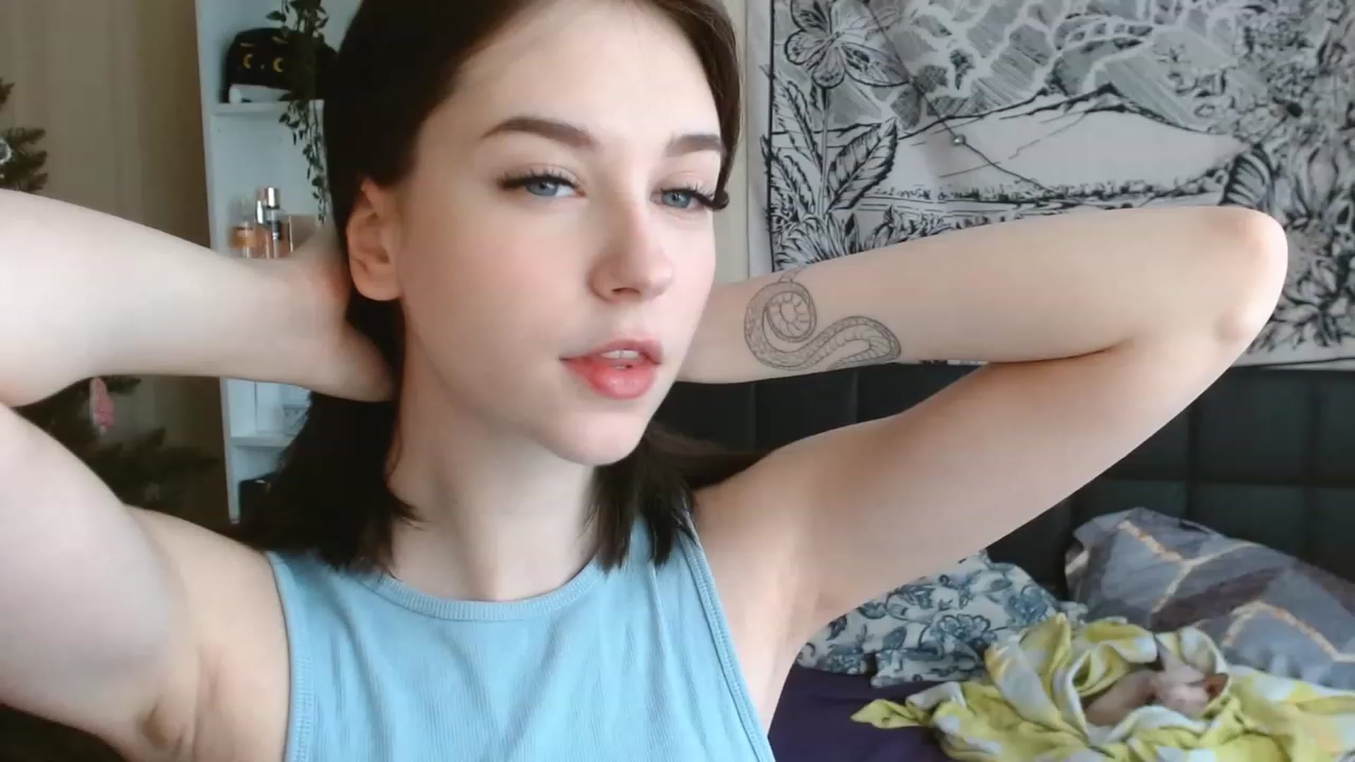 Gallery image thumbnail from ElsieF_'s myfreecams stream on, 02/24/2023, 07:28 image 2 of 20