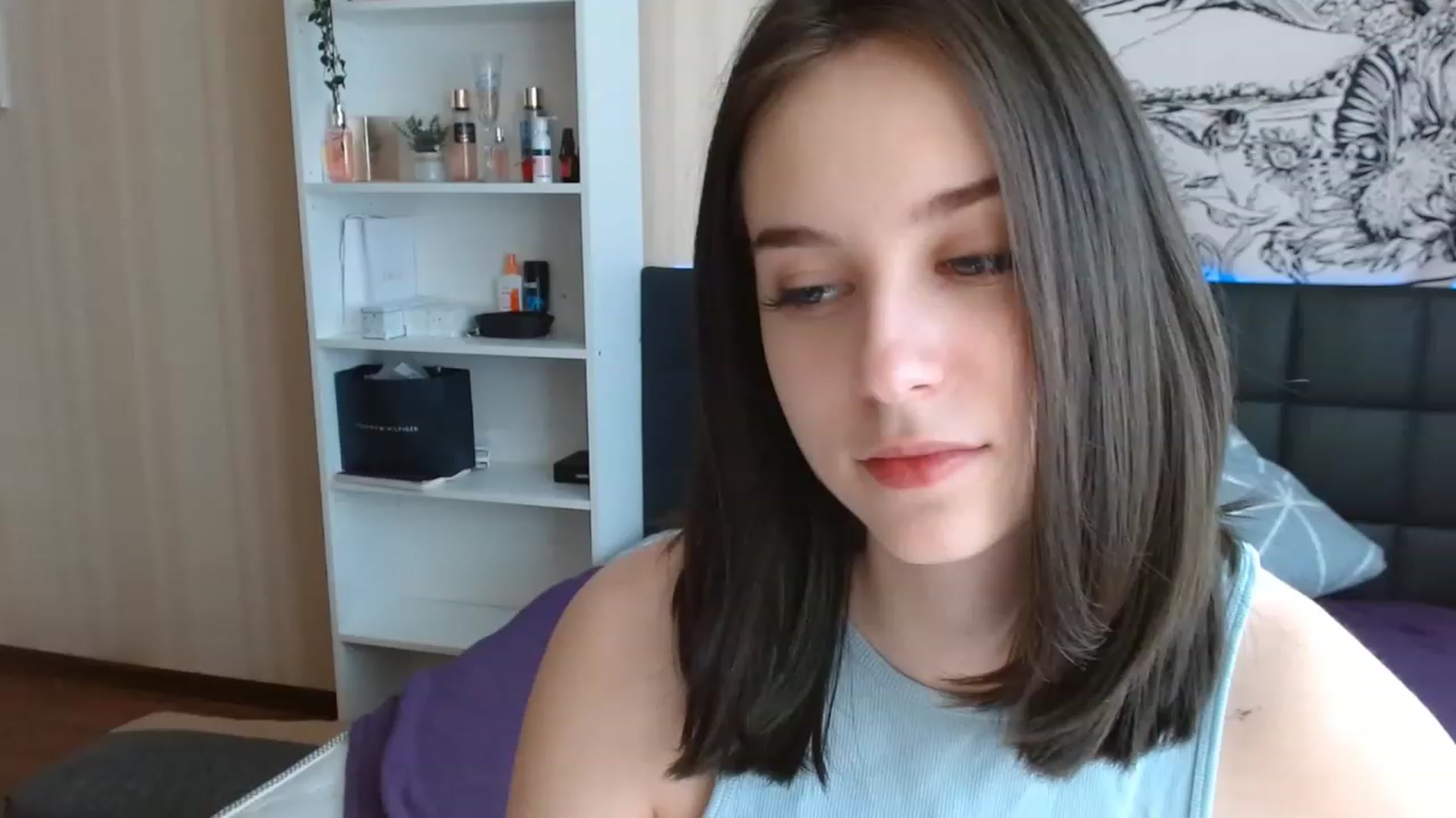 Gallery image thumbnail from ElsieF_'s myfreecams stream on, 03/21/2023, 08:14 image 16 of 20