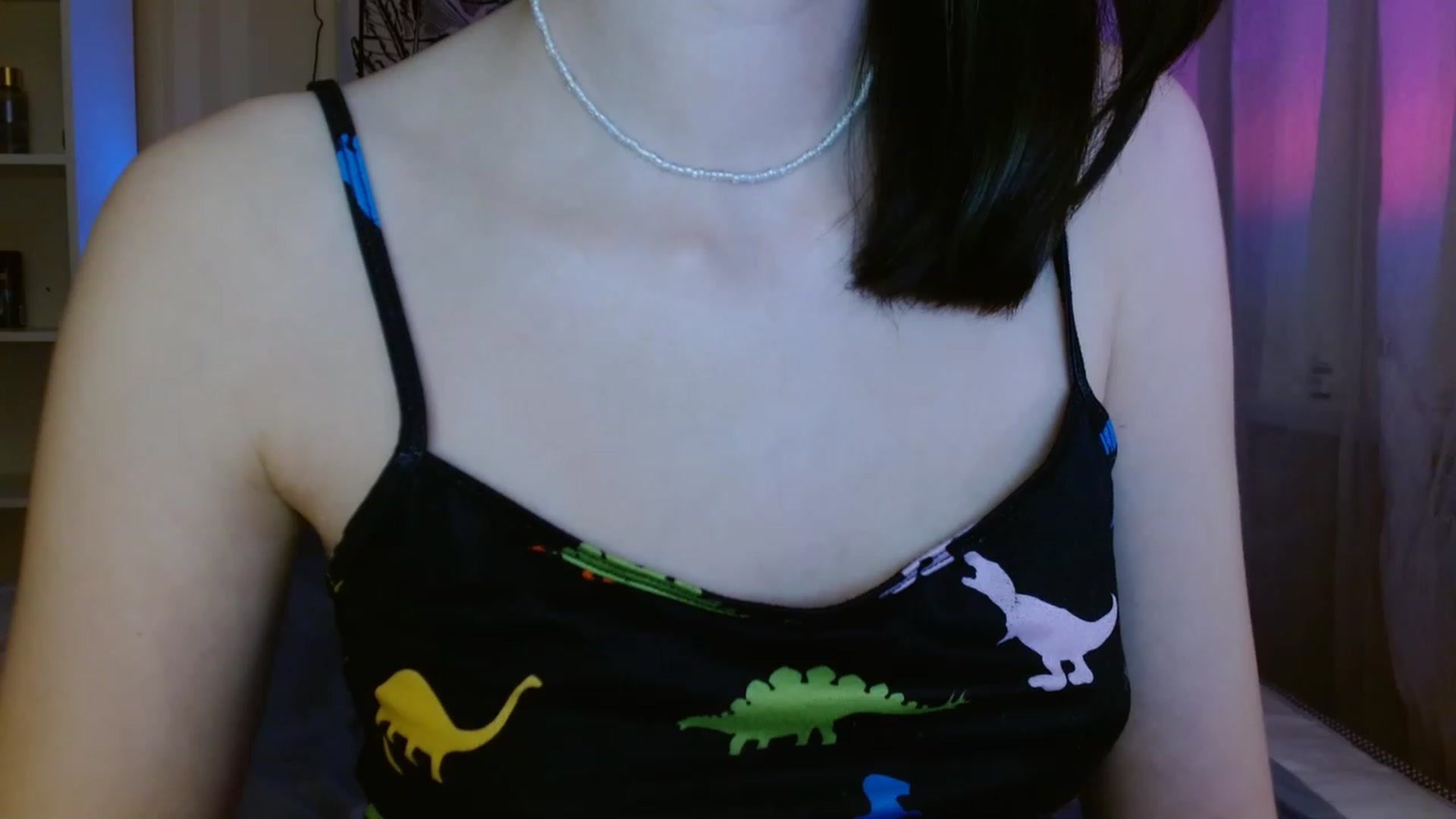 Gallery image thumbnail from ElsieF_'s myfreecams stream on, 04/02/2023, 19:51 image 3 of 20