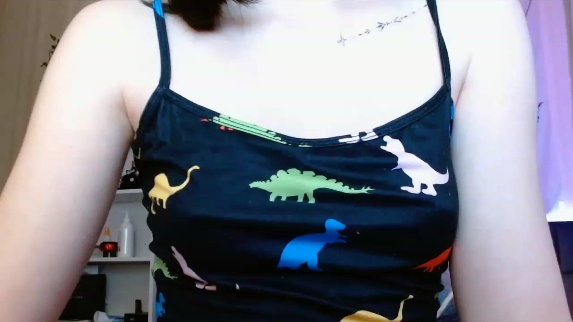 Gallery image thumbnail from ElsieF_'s myfreecams stream on, 04/27/2023, 18:33 image 3 of 20